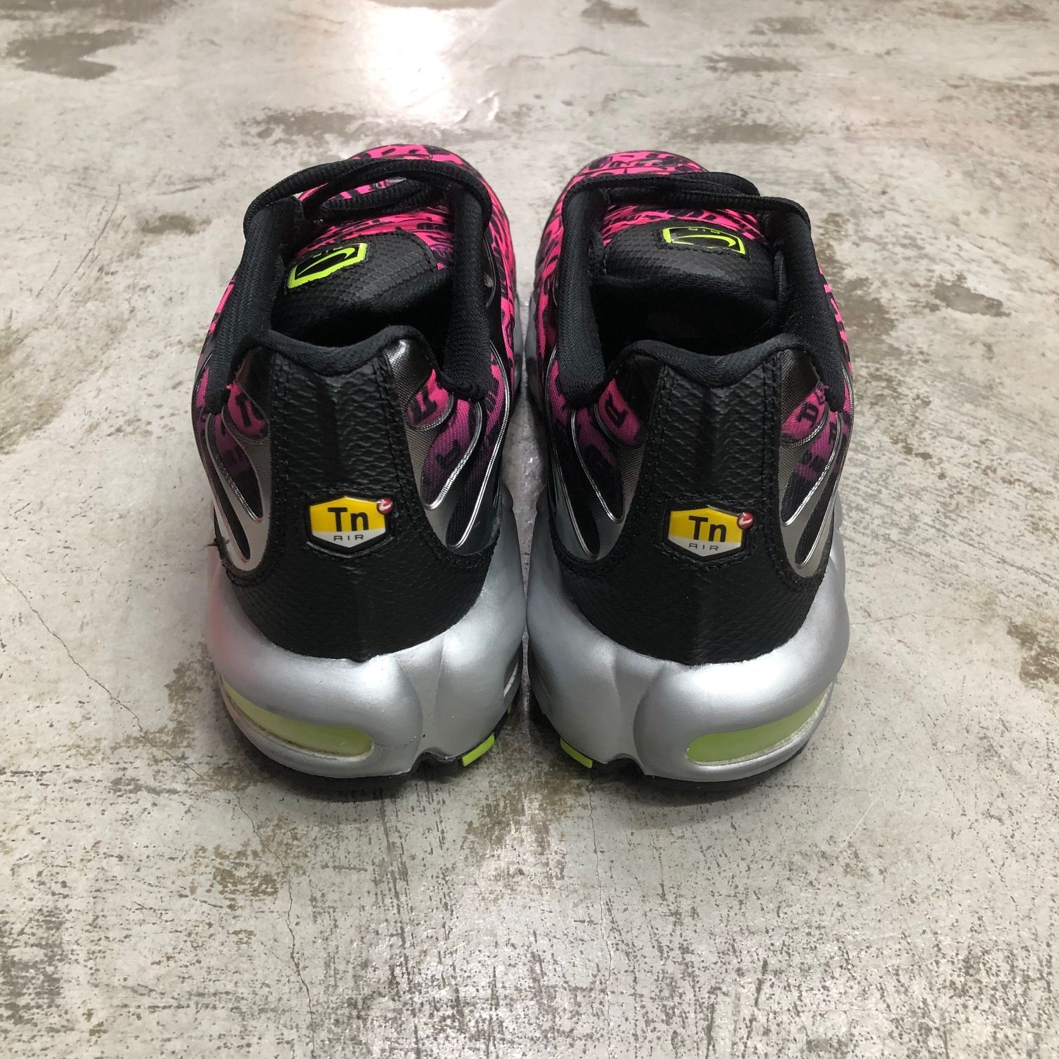 国内正規 Nike Air Max Plus Mercurial 25 Hyper Pink and Volt FJ4883-001 エアマックスプラス マーキュリアル25 スニーカー ナイキ 28cm 65590A1