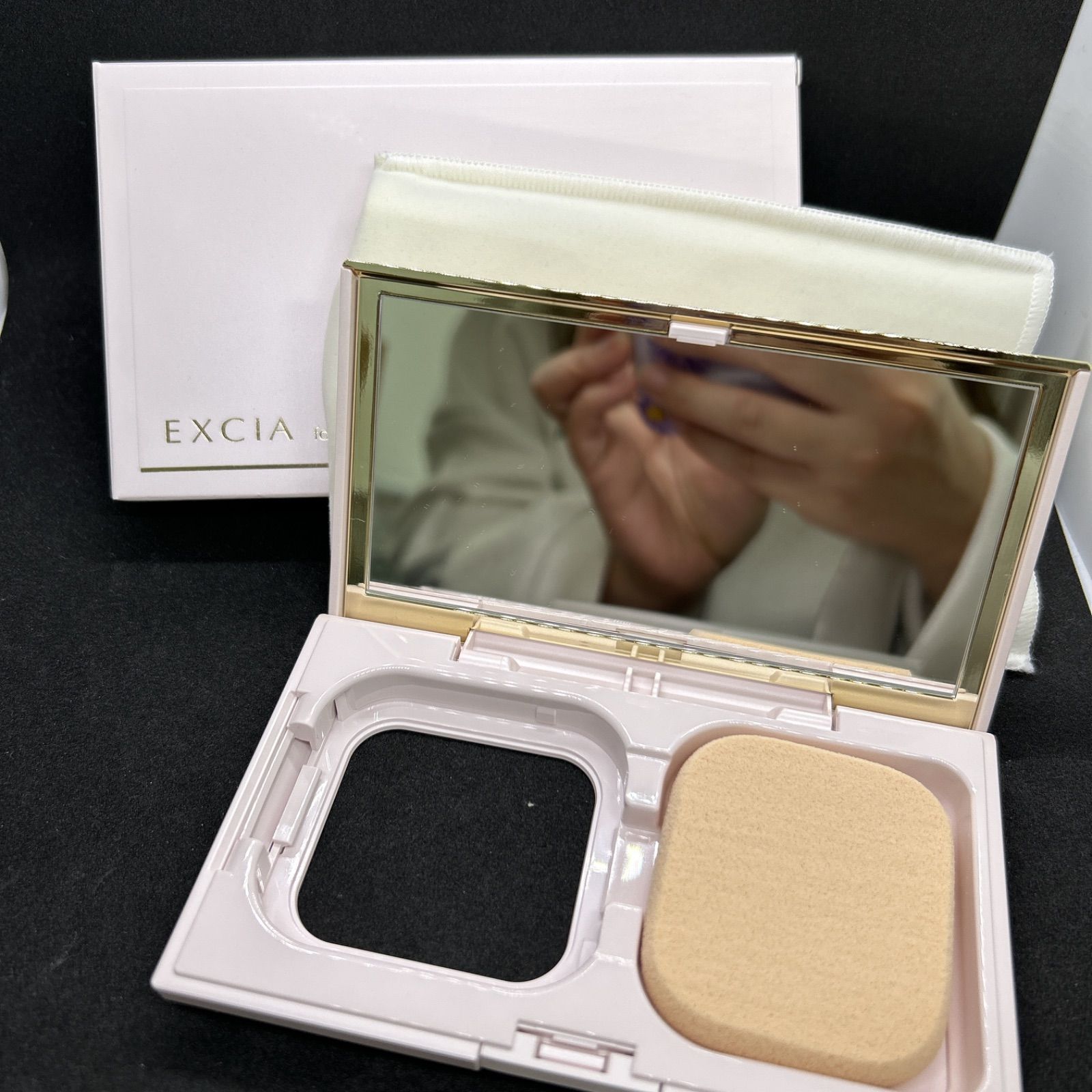 アルビオン　エクシアAL リフティング　エマルジョン　ファンデーション　ケース アルビオンエクシアAL リフティングエマルジョン