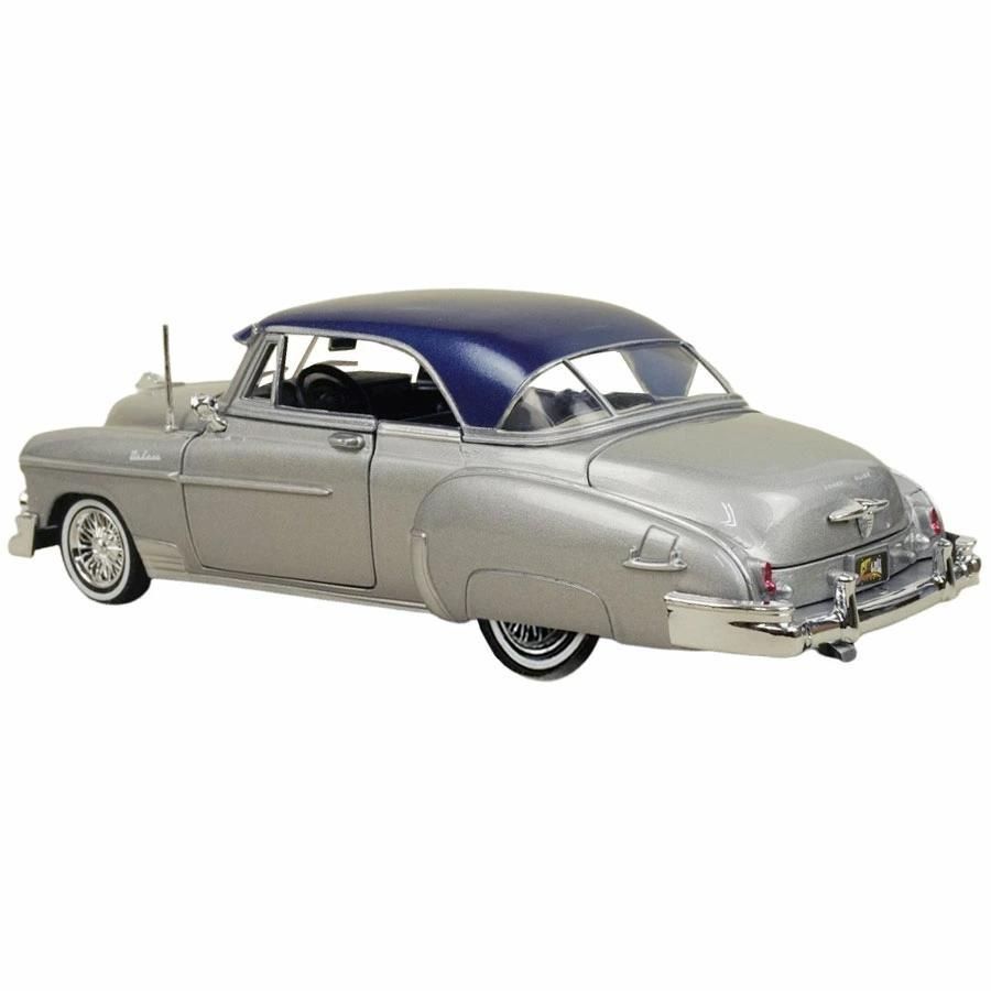 ロードラッツ　ローライダー　カスタム　ミニカー　インパラ　ベルエア　キャデラック グリーンライト Green Light / California Lowriders 1/64