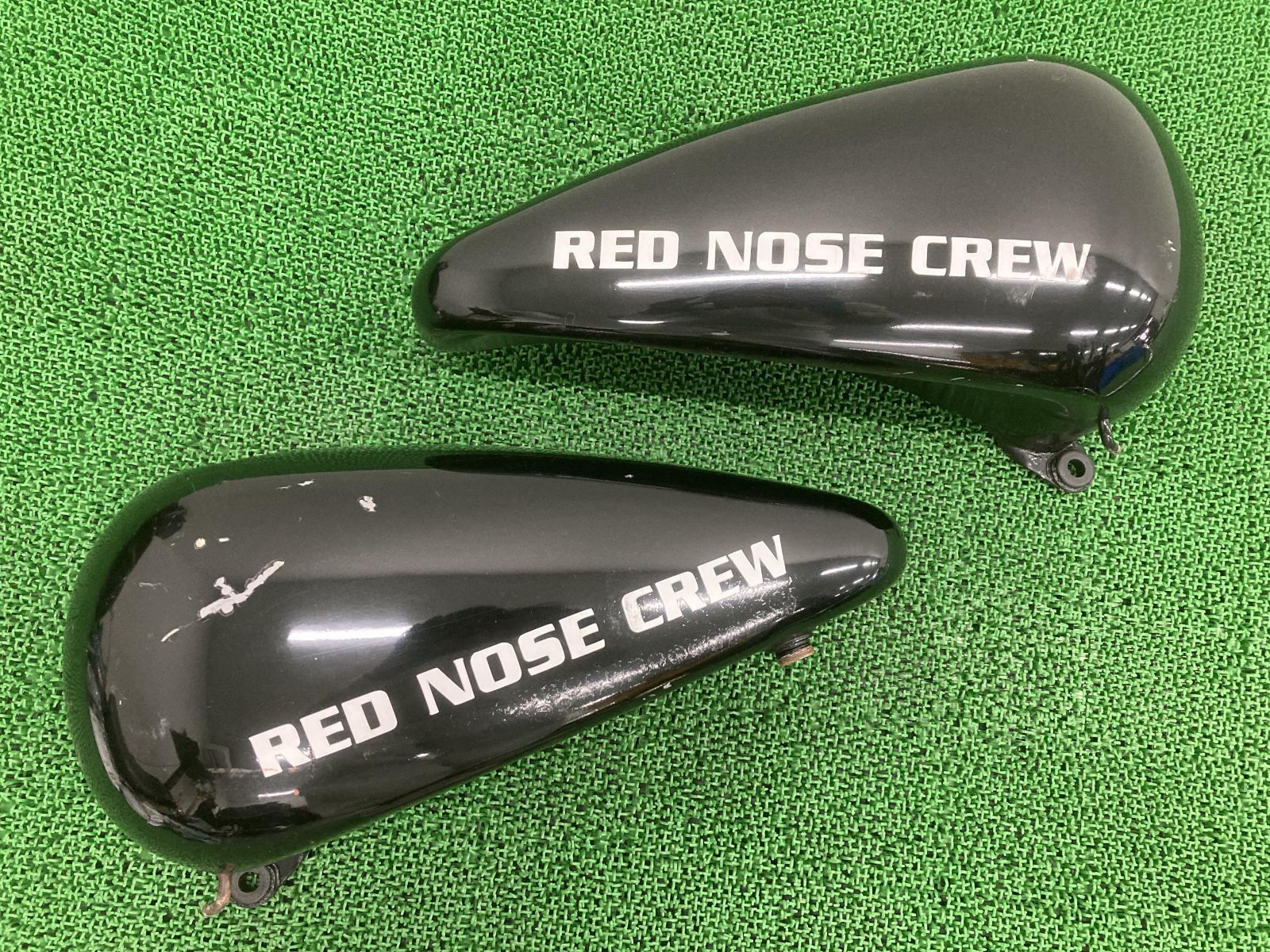 FXSTS1340 タンク 左右 1HD1BLL3XJY023*** ハーレー 純正 中古 ソフテイル スプリンガー エボ 修復素材やカスタム素材に コケキズ無し