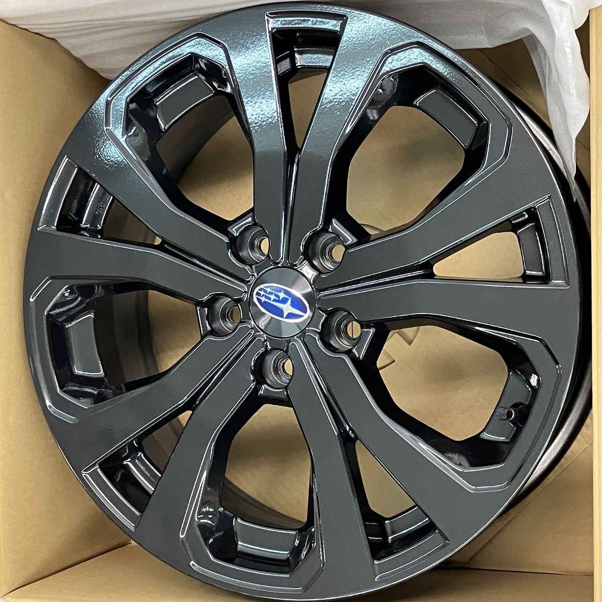 赤字超特価，お買い得】 4/4 【新車外し】フォレスター SK5 スポーツ