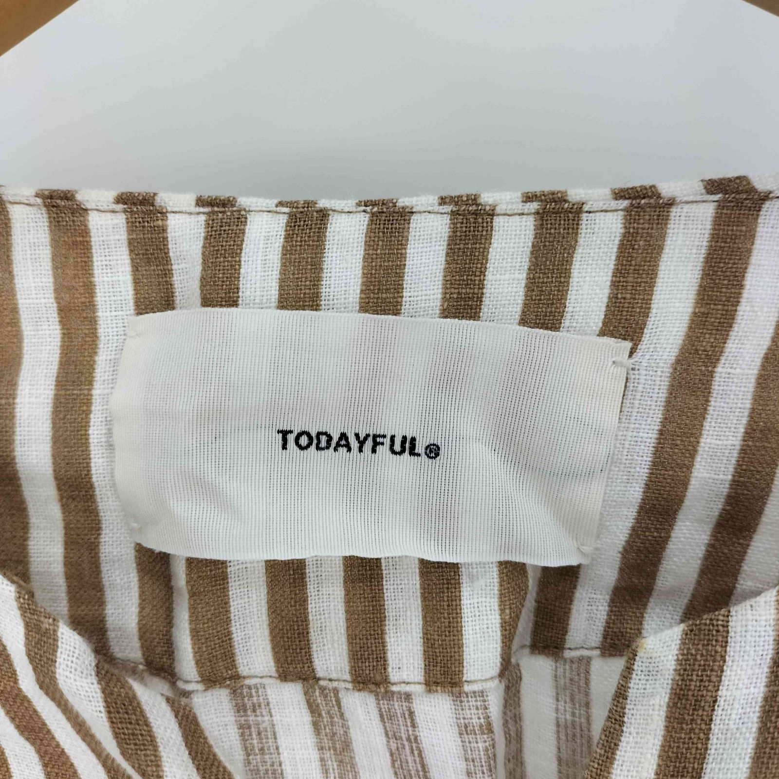 トップス todayful Keyneck Linen Shirts TODAYFUL（トゥデイフル）の「キーネックリネンシャツ（シャツ