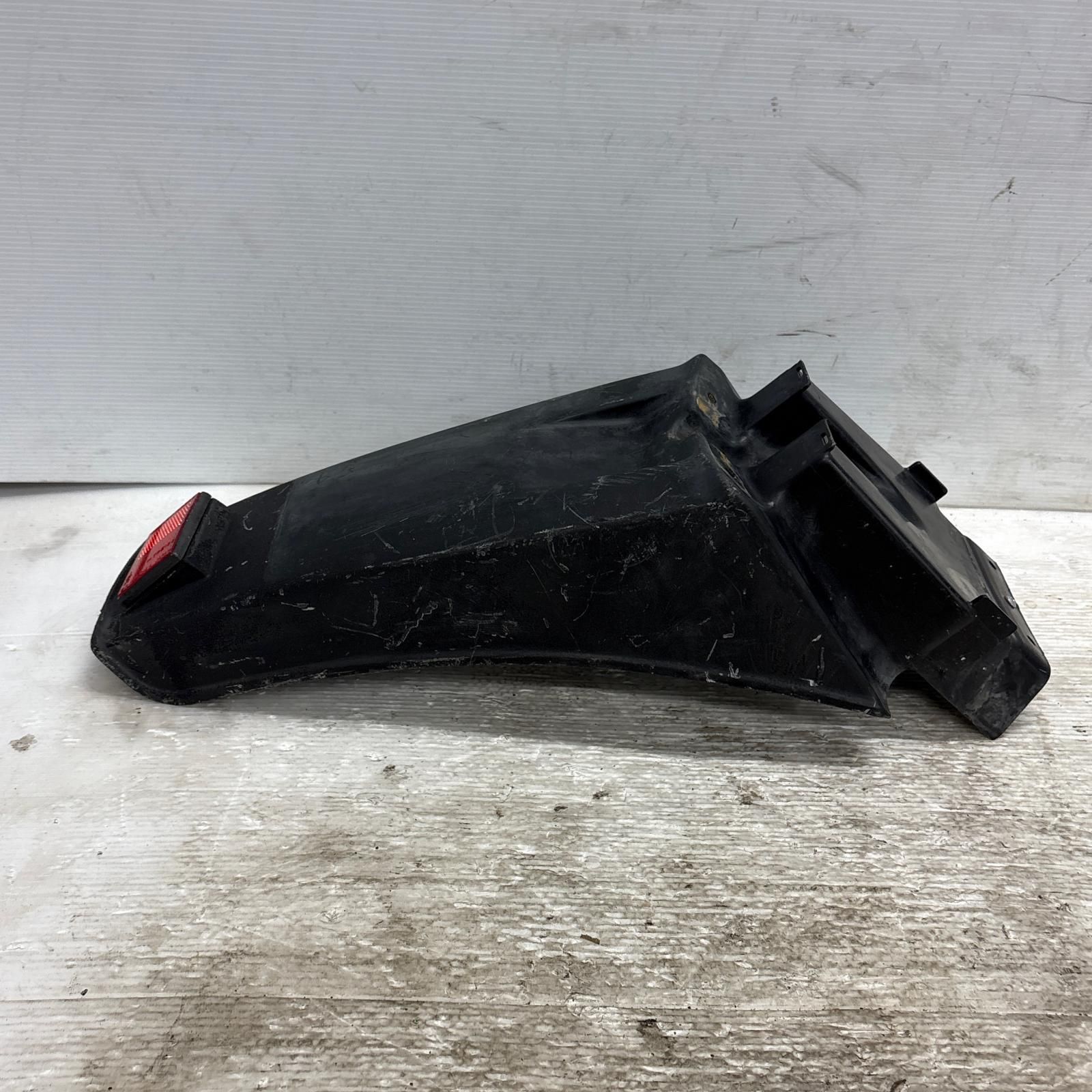 リアフェンダー