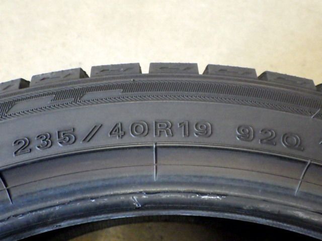 WINTERMAXX WM03●235|40R19●4本