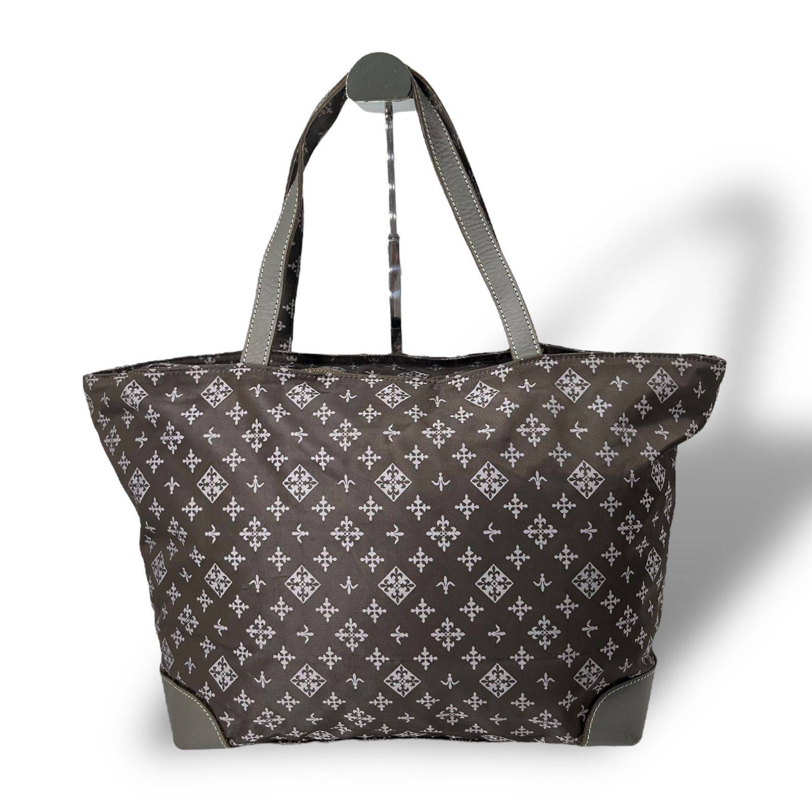 russet ラシット トートバッグ ジャガード グレー ダークブラウン レディース ナイロン レザー 肩掛け A4収納 総柄 5080