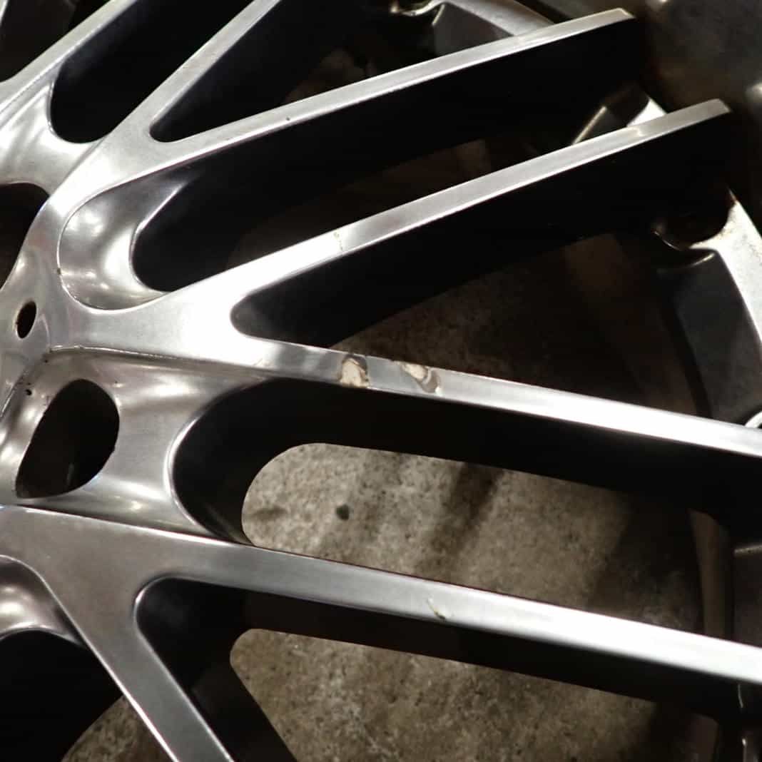 225|35R19×8.5J