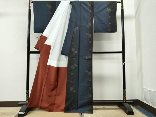 平和屋着物●本場大島紬　9マルキ　泥染め　鈴吉祥花文　くぼた謹製　証紙付き　正絹　逸品　未使用　CAAU1628yc 平和屋着物○本場大島紬 9マルキ 泥染め 鈴吉祥花文 くぼた謹製 証紙