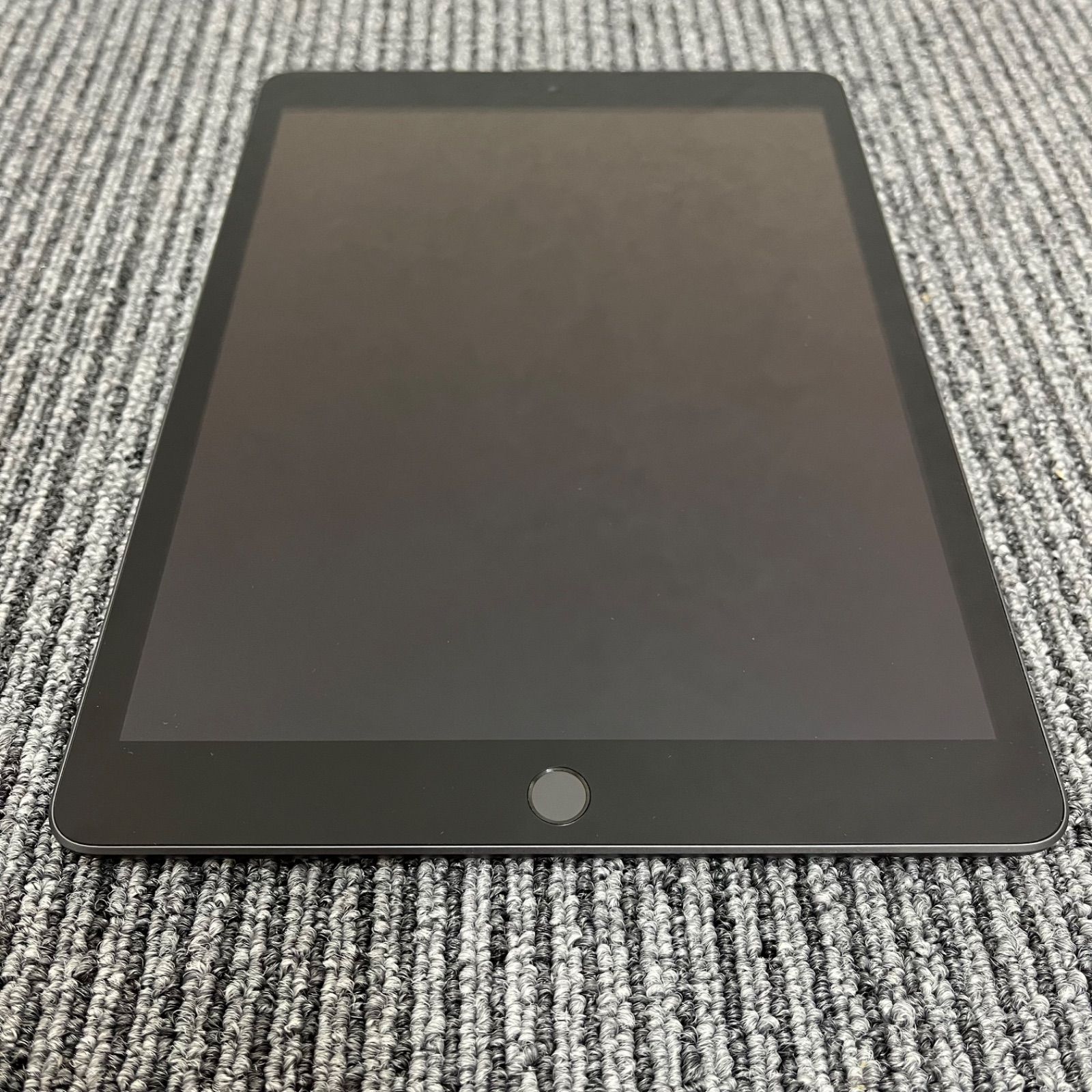 ドコモ スペースグレー