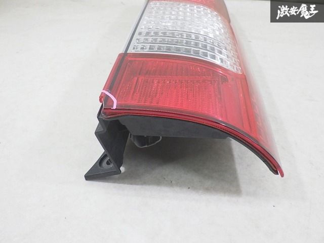 ストア出品】 スズキ 純正 DA64W エブリィワゴン テール