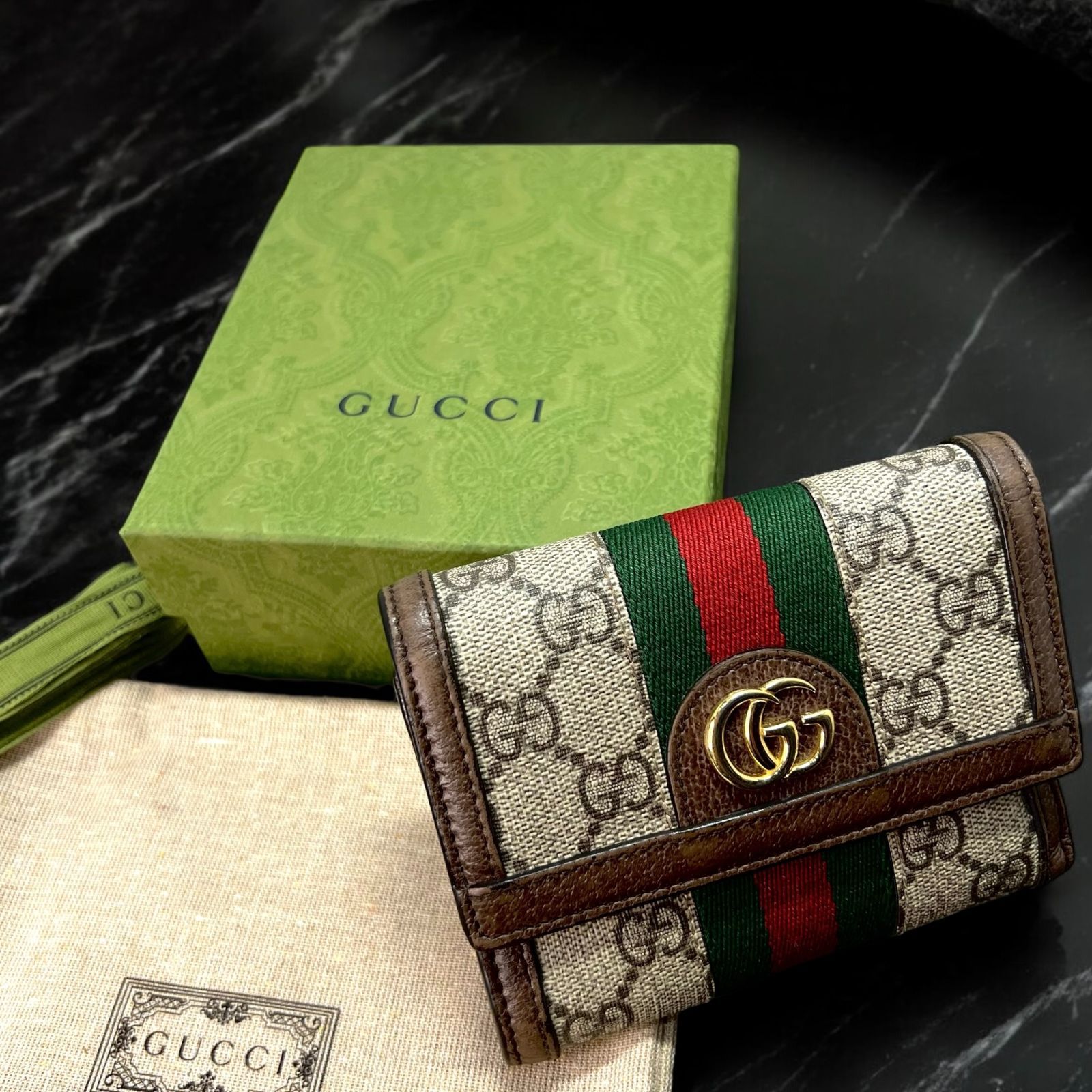 GUCCI／グッチ 625703 GGスプリーム オフディア シェリー