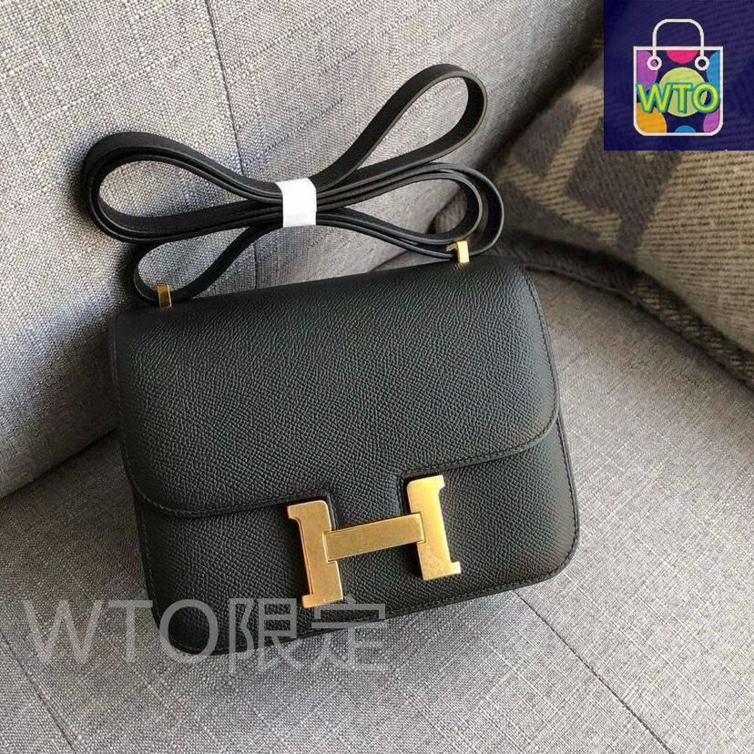 超人気HERMES ブラック ショルダーバッグ HERMES（エルメス）- Cinhetic bag（シネティック）ブラック