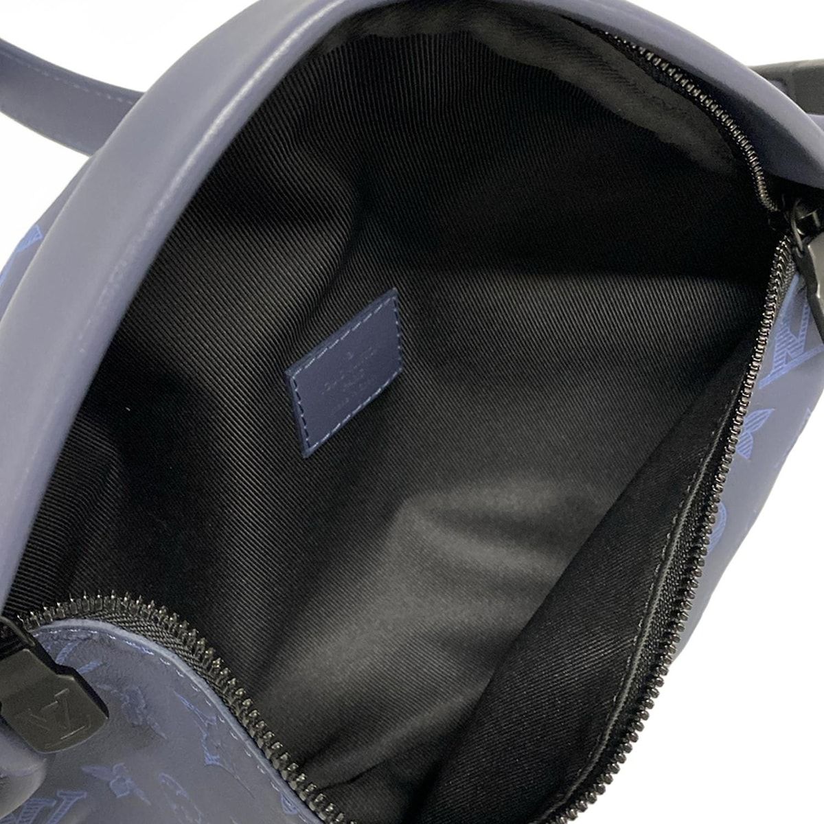 ウエストポーチ