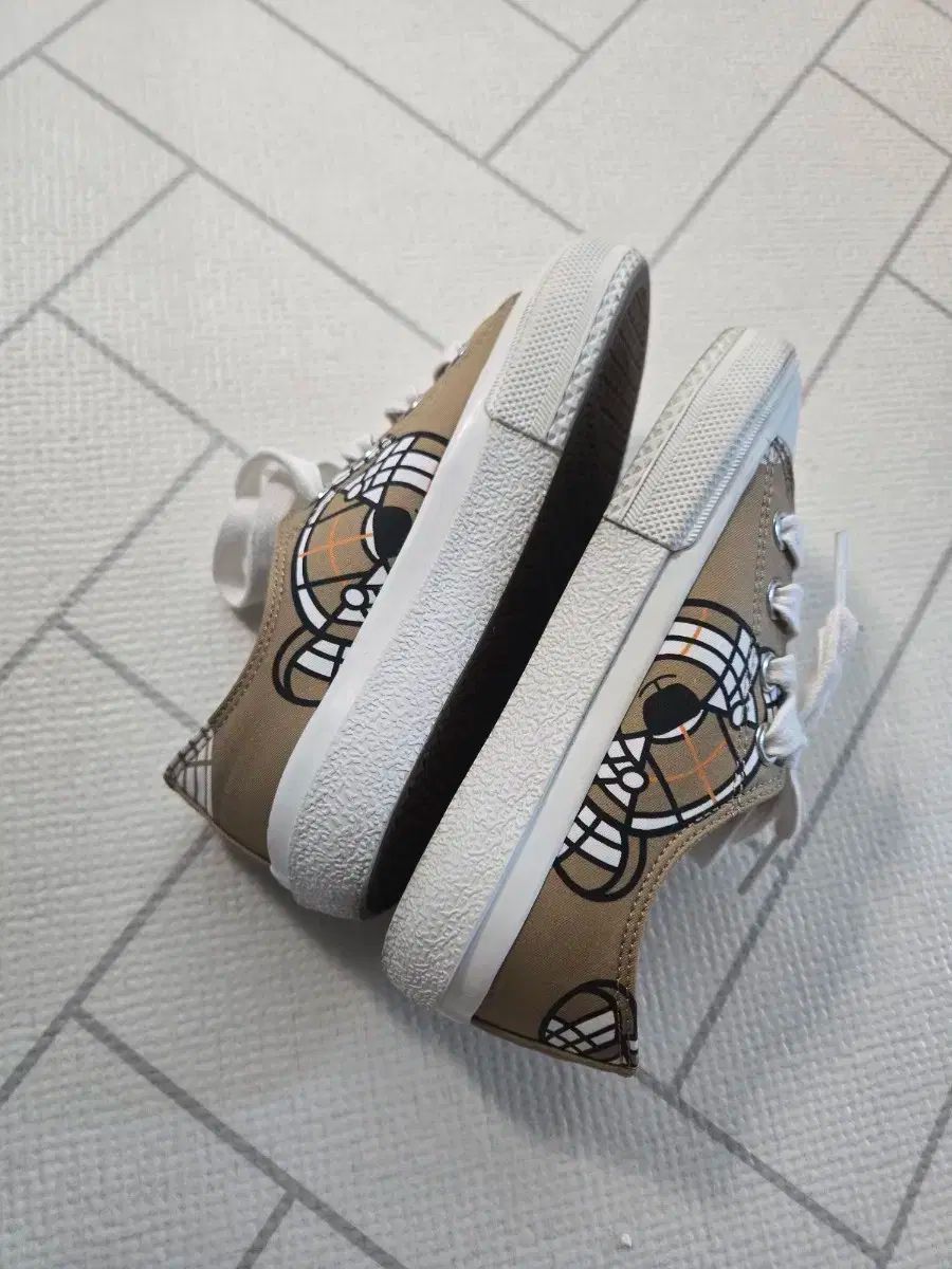 Burberry Kids