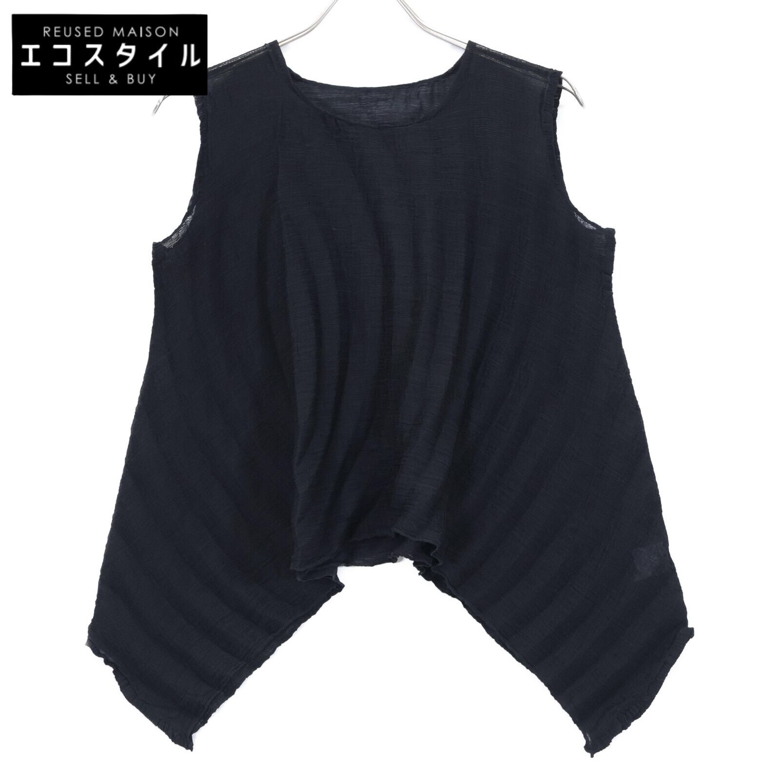 ミーイッセイミヤケ　ノースリーブプリーツカットソー ミーイッセイミヤケ me ISSEY MIYAKE カットソー ノースリーブ