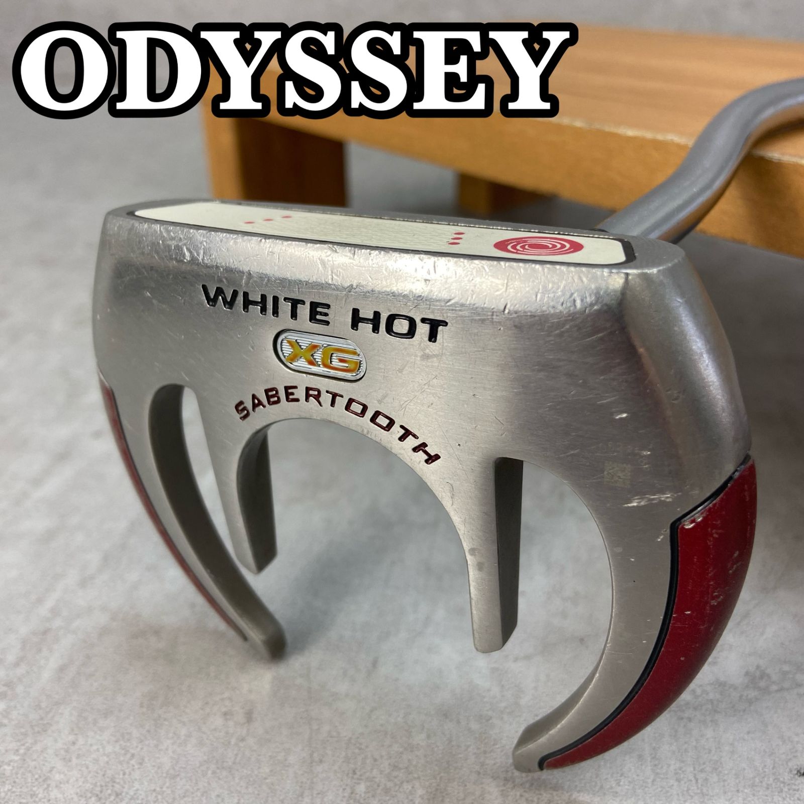 オデッセイ　ホワイトホットXG セイバートゥース　34インチ ODYSSEY（オデッセイ） - パター - ホワイト・ホット XG Sabertooth