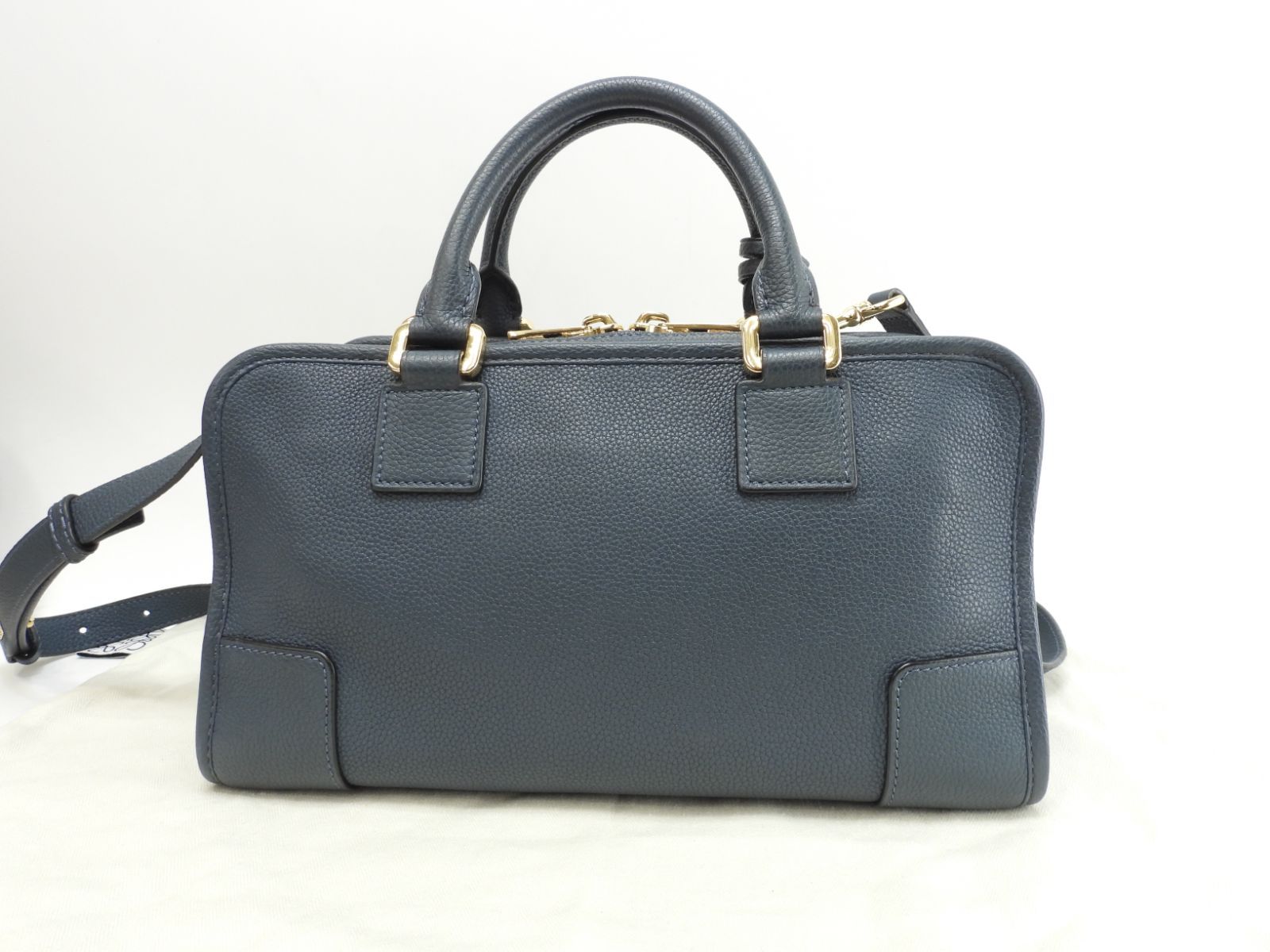 極美品 ロエベ アマソナ40 ハンドバッグ アナグラム ゴールド金具 ブラック 楽天市場】美品 LOEWE ロエベ アマソナ50 アナグラム 男女兼用