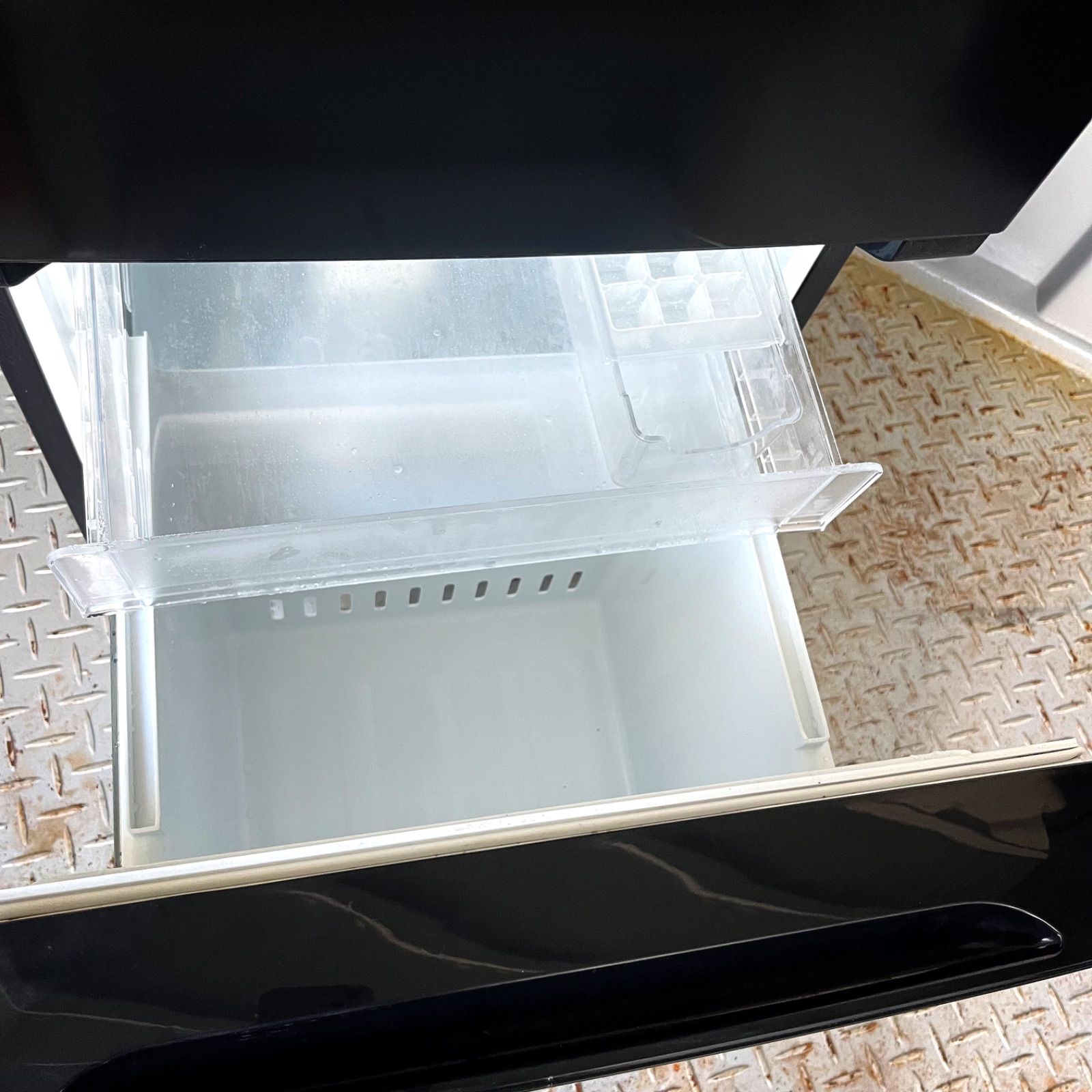 196取付無料！安心のヤマダ電機 高性能スタイリッシュブラック2024年製冷蔵庫 196取付無料！安心のヤマダ電機 高性能スタイリッシュブラック