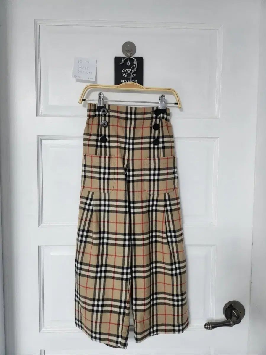 バーバリー BURBERRYキッズ　チェックパンツ Burberry Kids(バーバリーキッズ) チェックウールパンツ 8Y