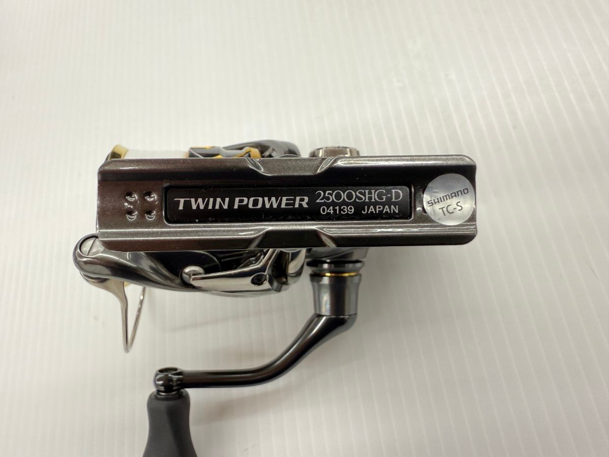 SHIMANO - σσSHIMANO シマノ 20ツインパワー 2500SHG 美品 程度A 04139 σσSHIMANO シマノ 20ツインパワー 2500SHG 美品 程度A 04139