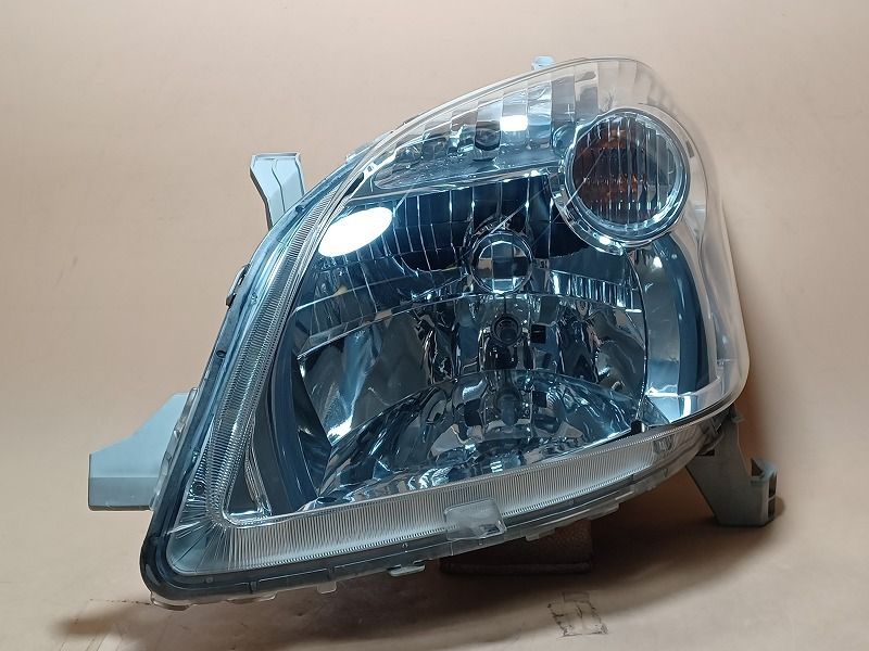 コーティング済 ラウム NCZ25 左ヘッドランプ ヘッドライト Cパッケージ NEOエディション コイト 46-5 81150-46040 073