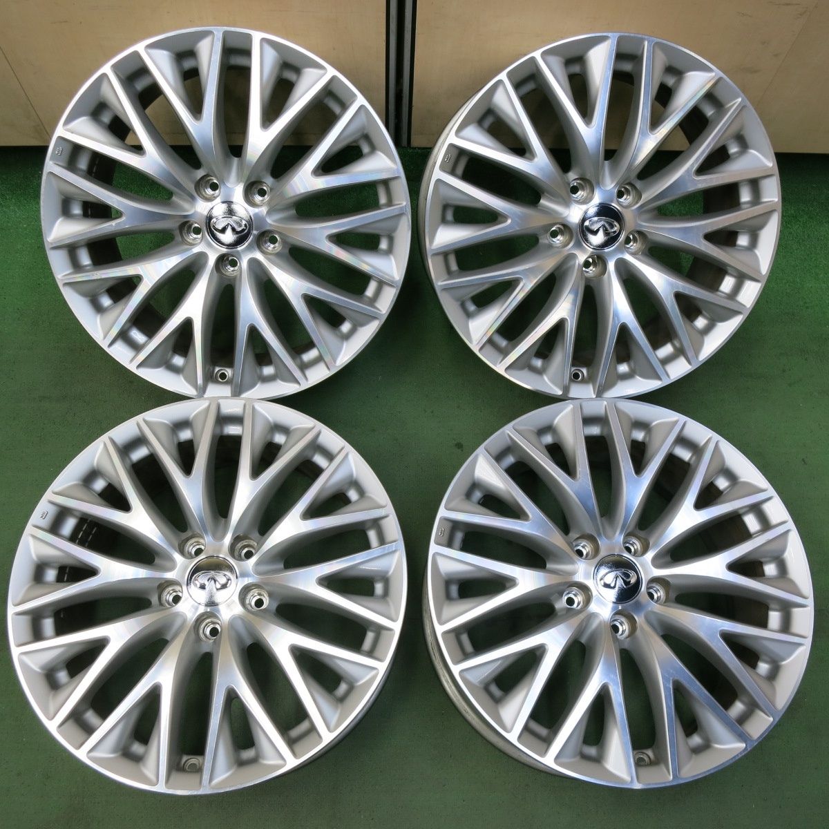 空気圧センサー付き 4本価格 日産 Y51 シーマ 純正 ホイール 18インチ 18×8J PCD114.3|5H 5051605SYホ