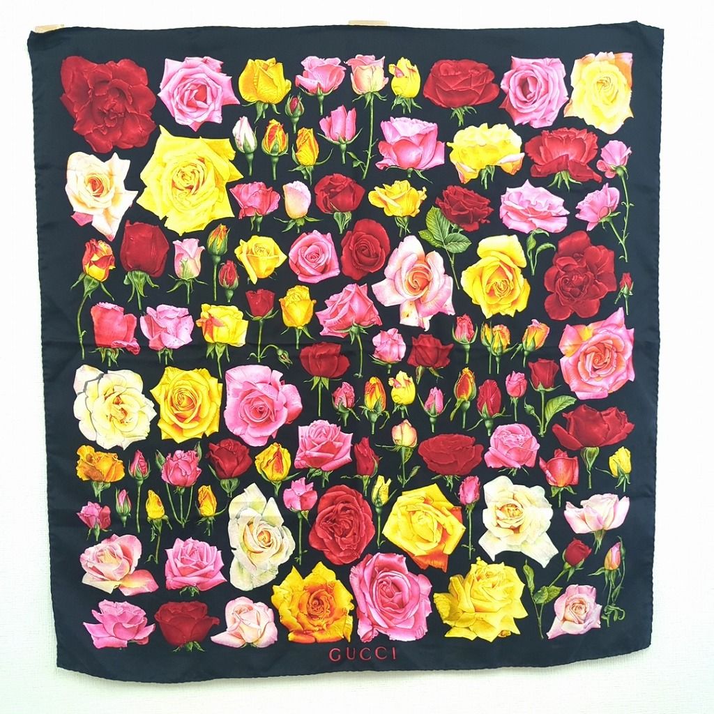 GUCCI グッチ シルク スカーフ 花柄 バラ イタリア製