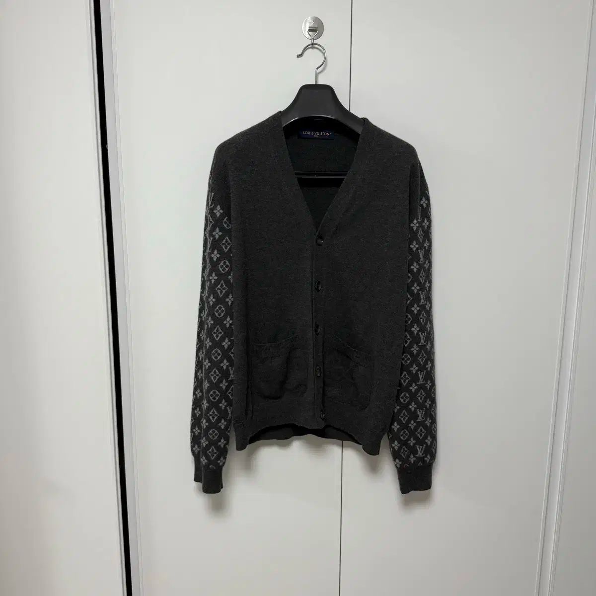 【送料無料】Louis Vuitton モノグラムカシミヤカーディガン L size Louis Vuitton(ルイヴィトン) モノグラム カシミア