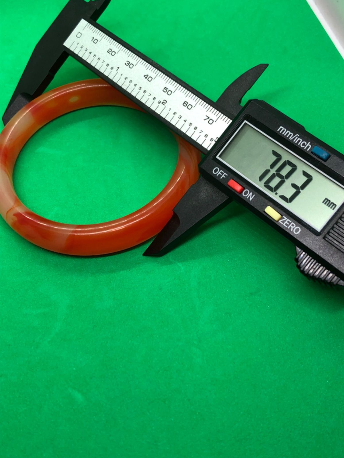 超美品 高氷 塩源瑪瑙62mm ギフトボックス付き ブレスレット 1452 