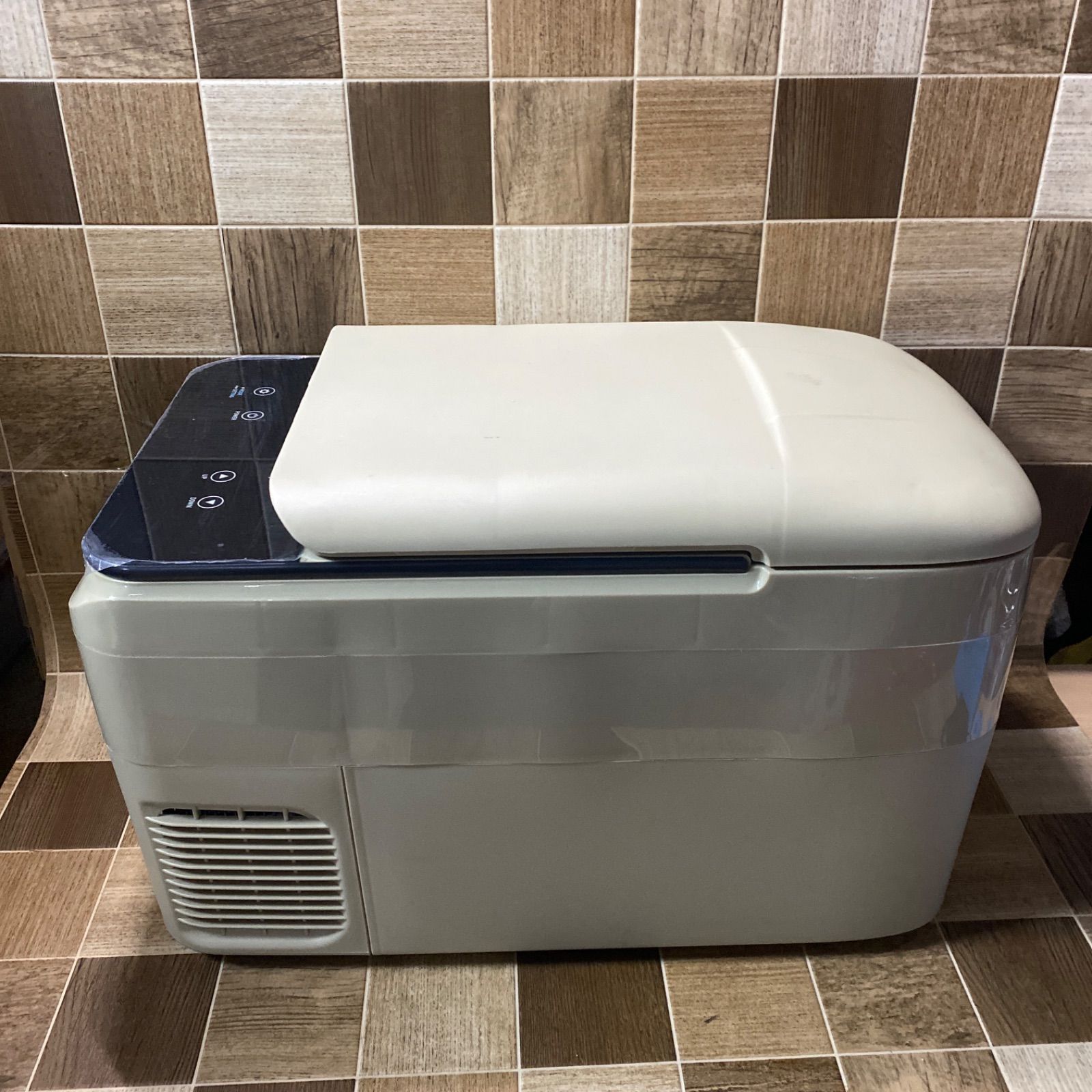 ドンキホーテ 冷凍冷蔵庫 ポータブル冷蔵庫 26L PJPRF-261-BE