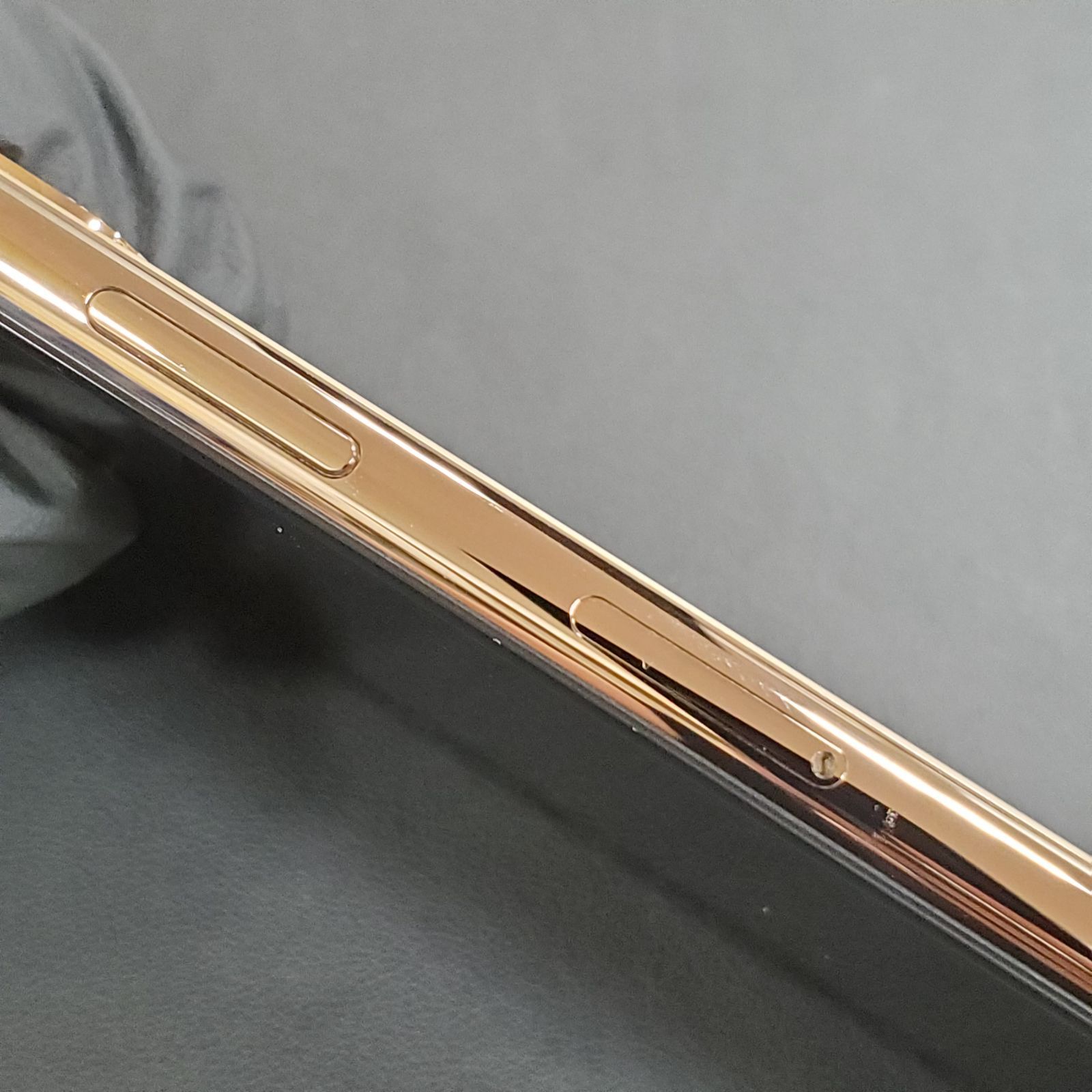 EL6】iPhone XS A2098 256GB 本体 ゴールド SIMロックなし