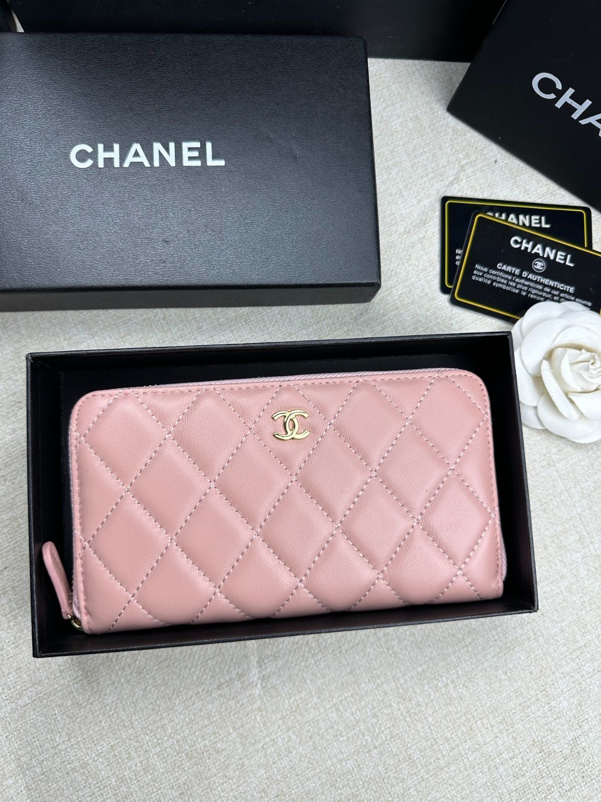 美品CHANELシャネル　ソフトラムレザージャケット 38 ピンク 美品CHANELシャネルソフトラムレザージャケット 38 ピンク