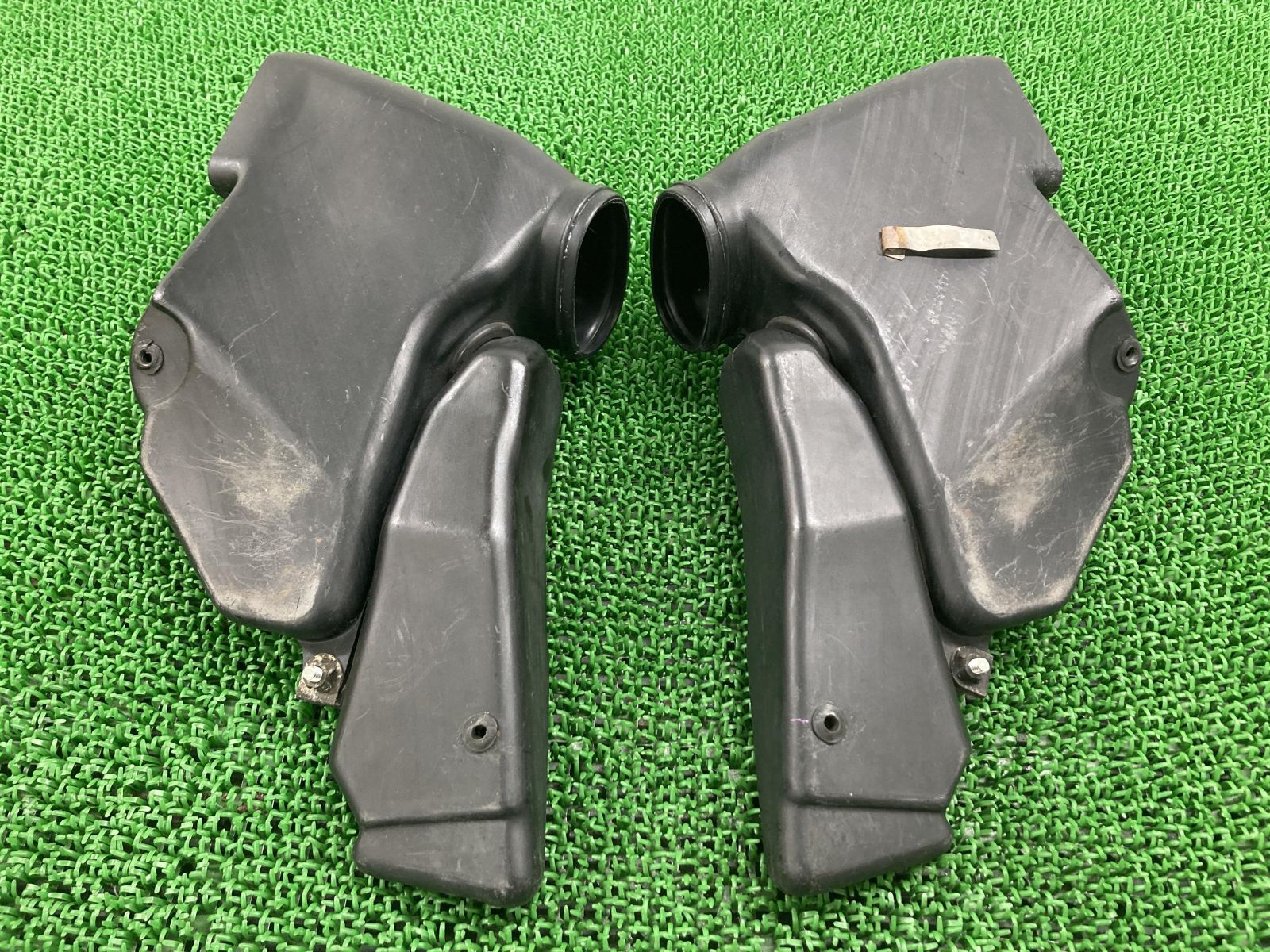 ZX-7R エアインテークダクト 左右 14073-1643A/14073-1644A カワサキ