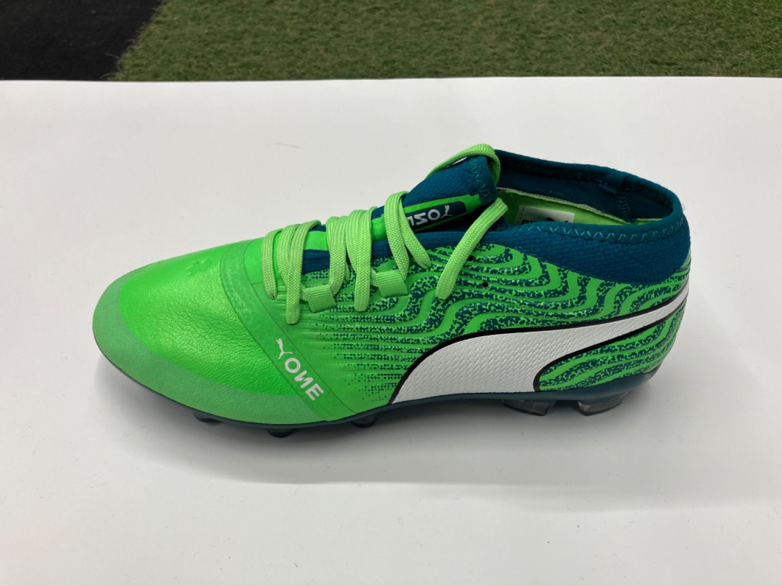 プーマ ワン 18.2 PUMA プーマ プーマ ワン 18.2 HG(グリーン×ディープグリーン