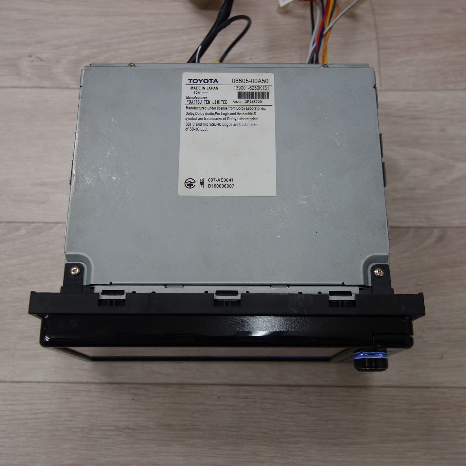 送料無料*☆トヨタ 純正 カーナビ メモリーナビ NSZT-W66T 08605