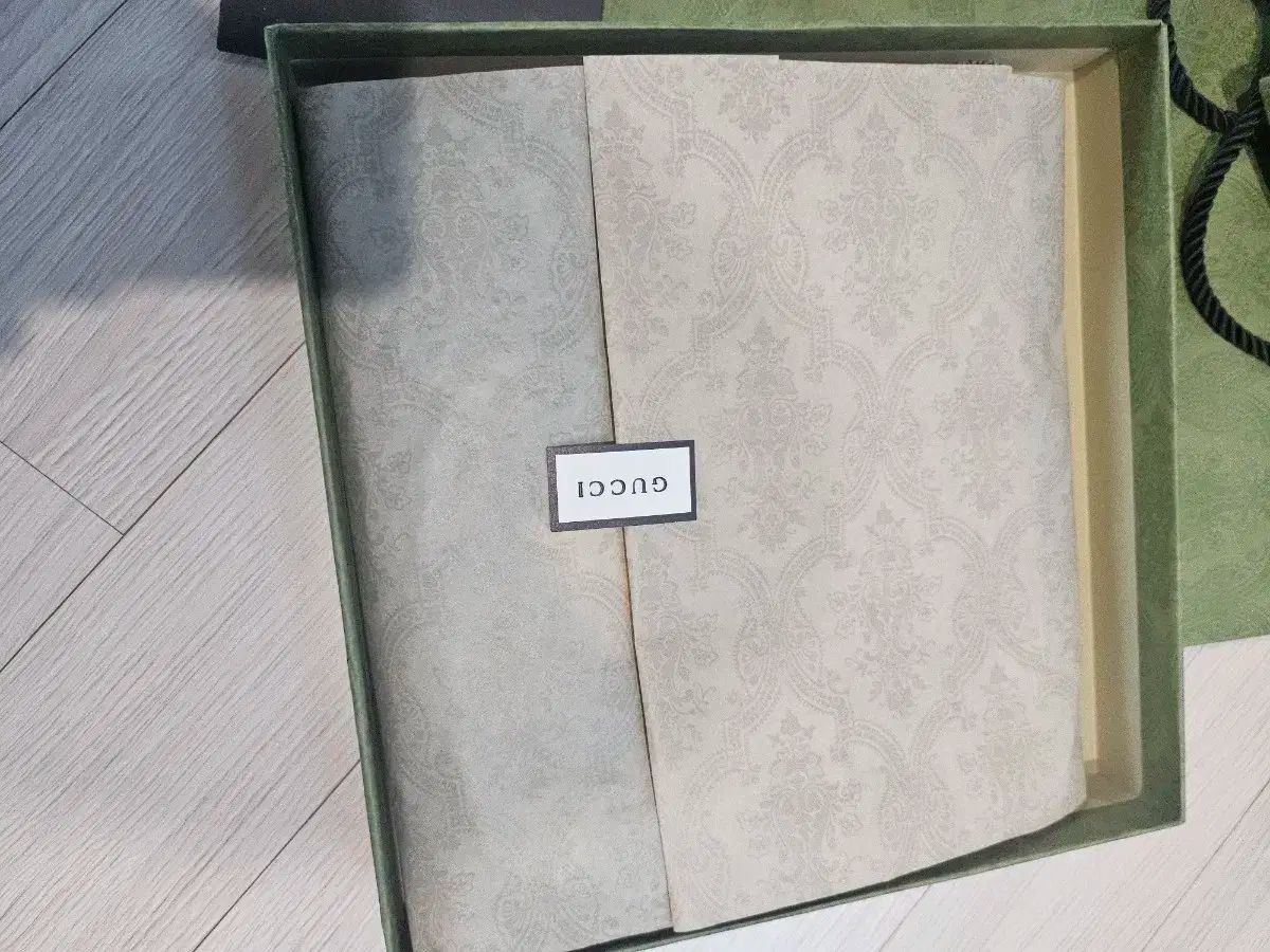 GUCCI マフラー【正規保証❗️返品可能❗️古物有　即日発送限定】 楽天市場】 グッチ GUCCI : 贅沢屋