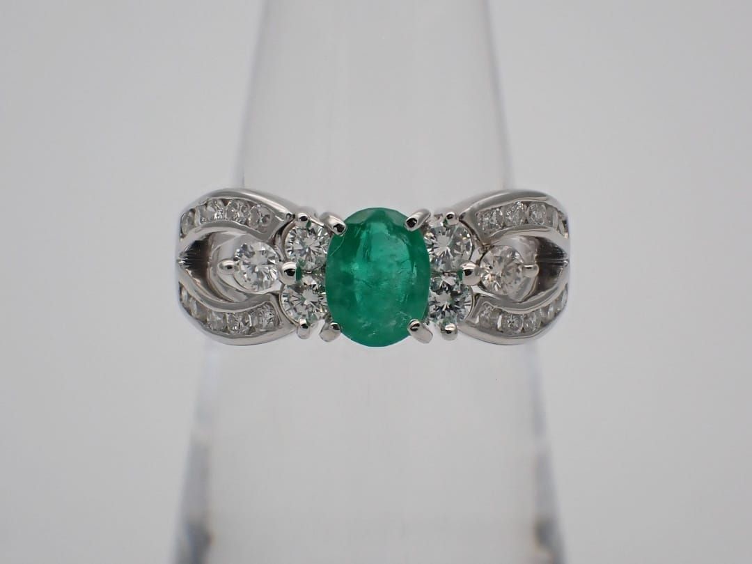 PT900 プラチナ ダイヤ エメラルド リング D0.54ct 10号 6.05g 中古A+  