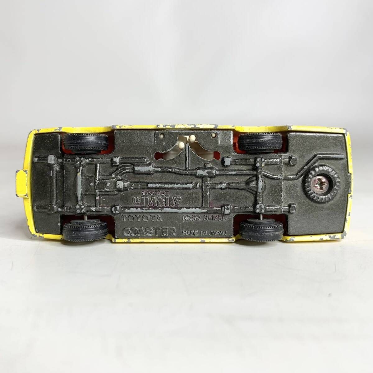 ① トミカ ダンディ 1/58 幼稚園バス トヨタ コースター