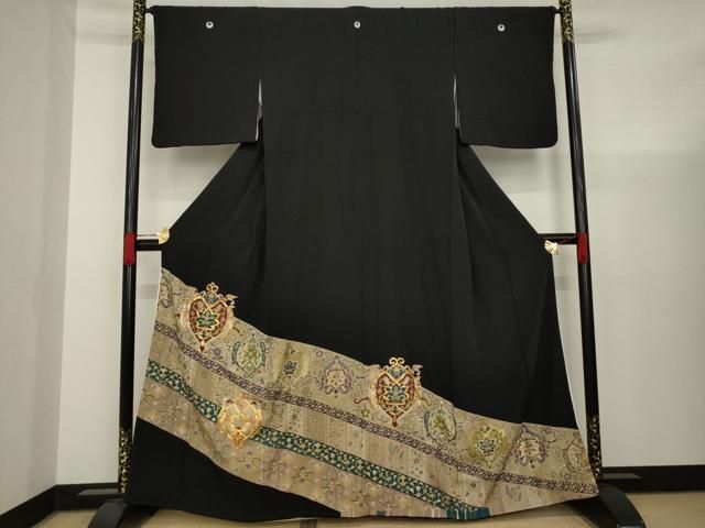 平和屋着物▽豪華黒留袖 駒刺繍 飾花文 金彩 正絹 逸品