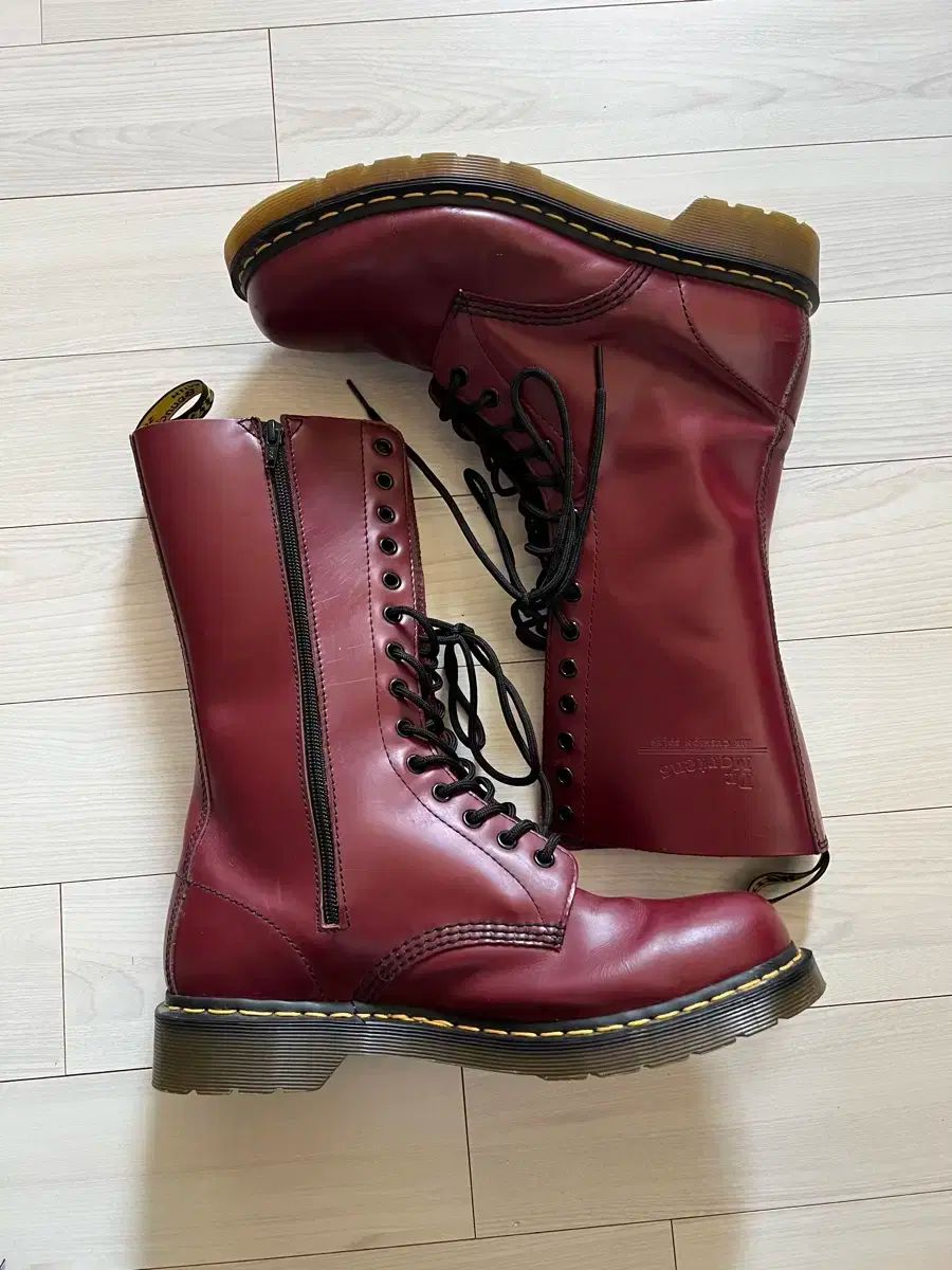 MARTENS ドクターマーチン