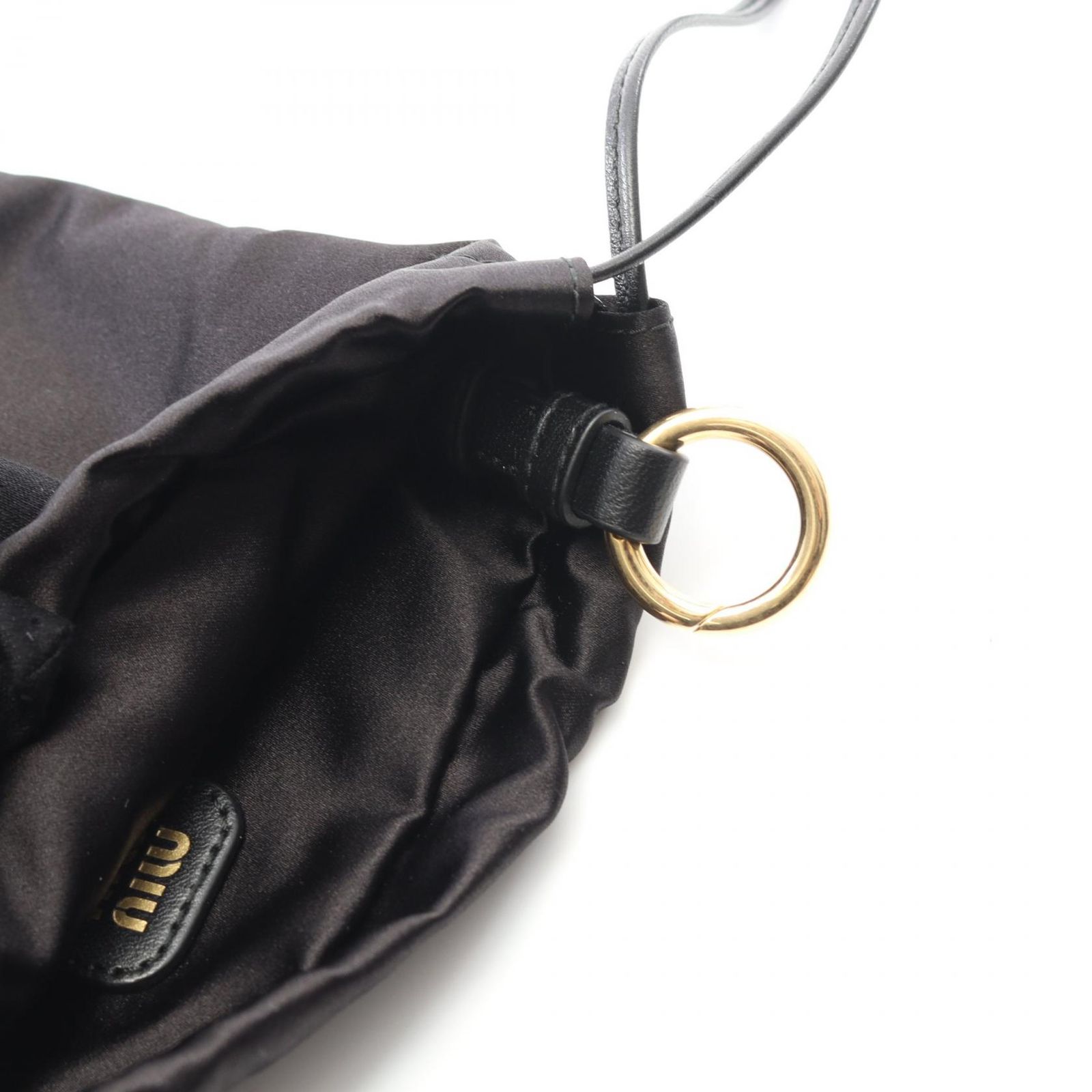 Miu Miu ミュウ ミュウ DUCHESSE ダッチェス ポーチ - メルカリ