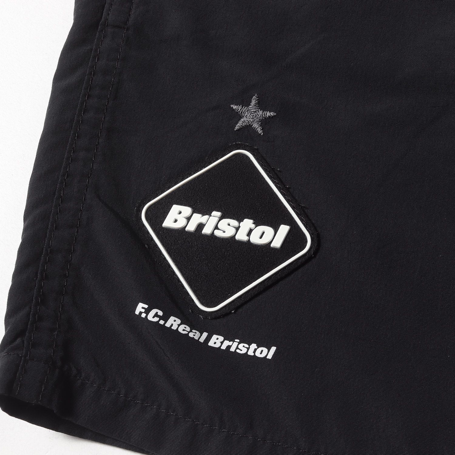 F.C. Real Bristol ナイロンパンツ ショート サイズL F.C.Real Bristol エフシーレアルブリストル パンツ サイズ:XL
