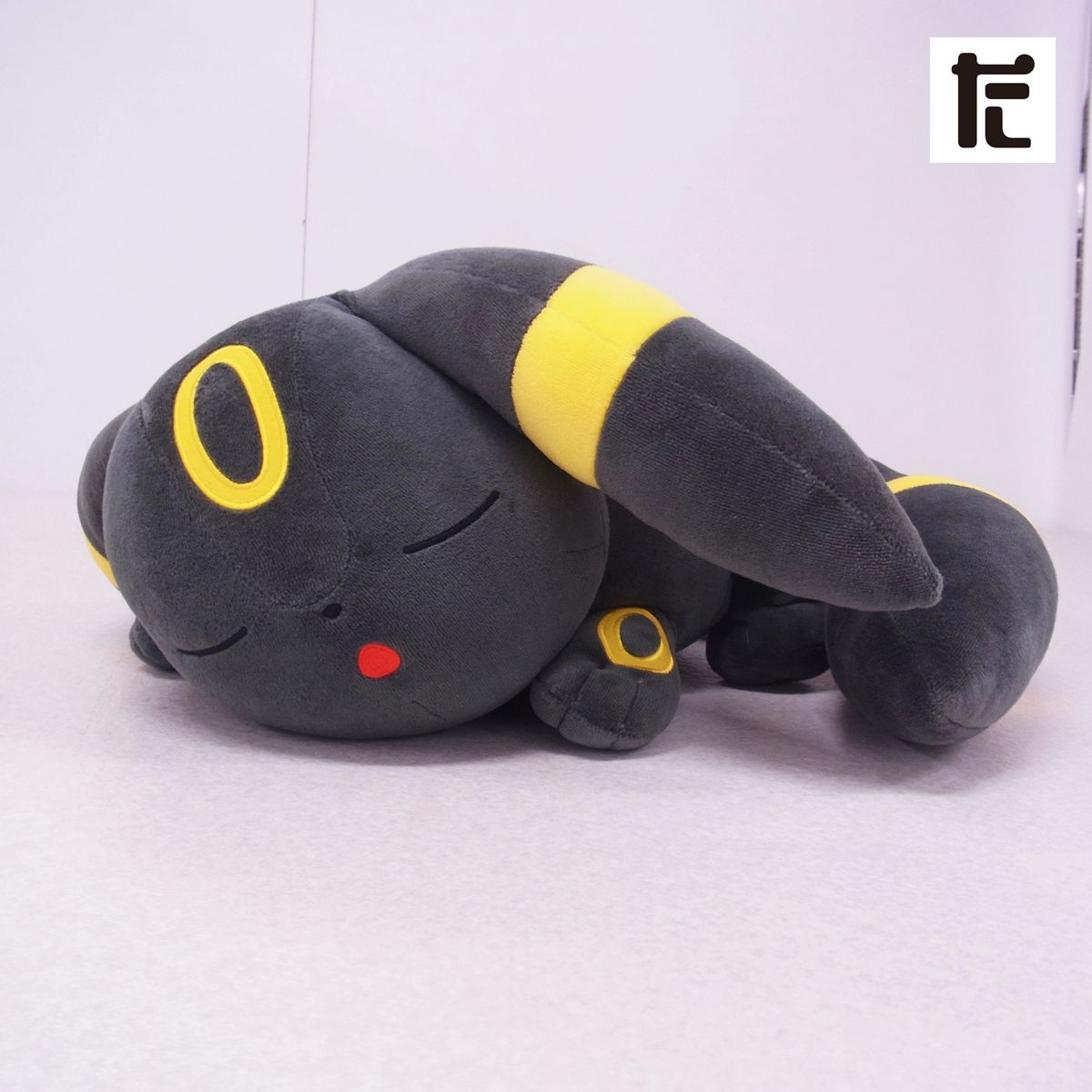 ポケモンセンター すやすやブラッキー ぬいぐるみ 紙タグ付き