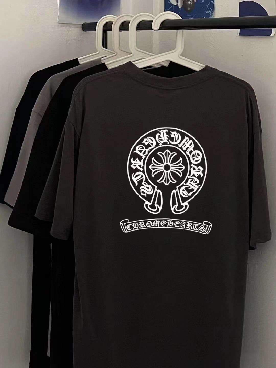 z*z様 クロムハーツChrome Hearts 2016年 ヘイウッドシャツ 夏の定番アイテム~CHROME HEARTS コピー Tシャツ 緑いっぱい