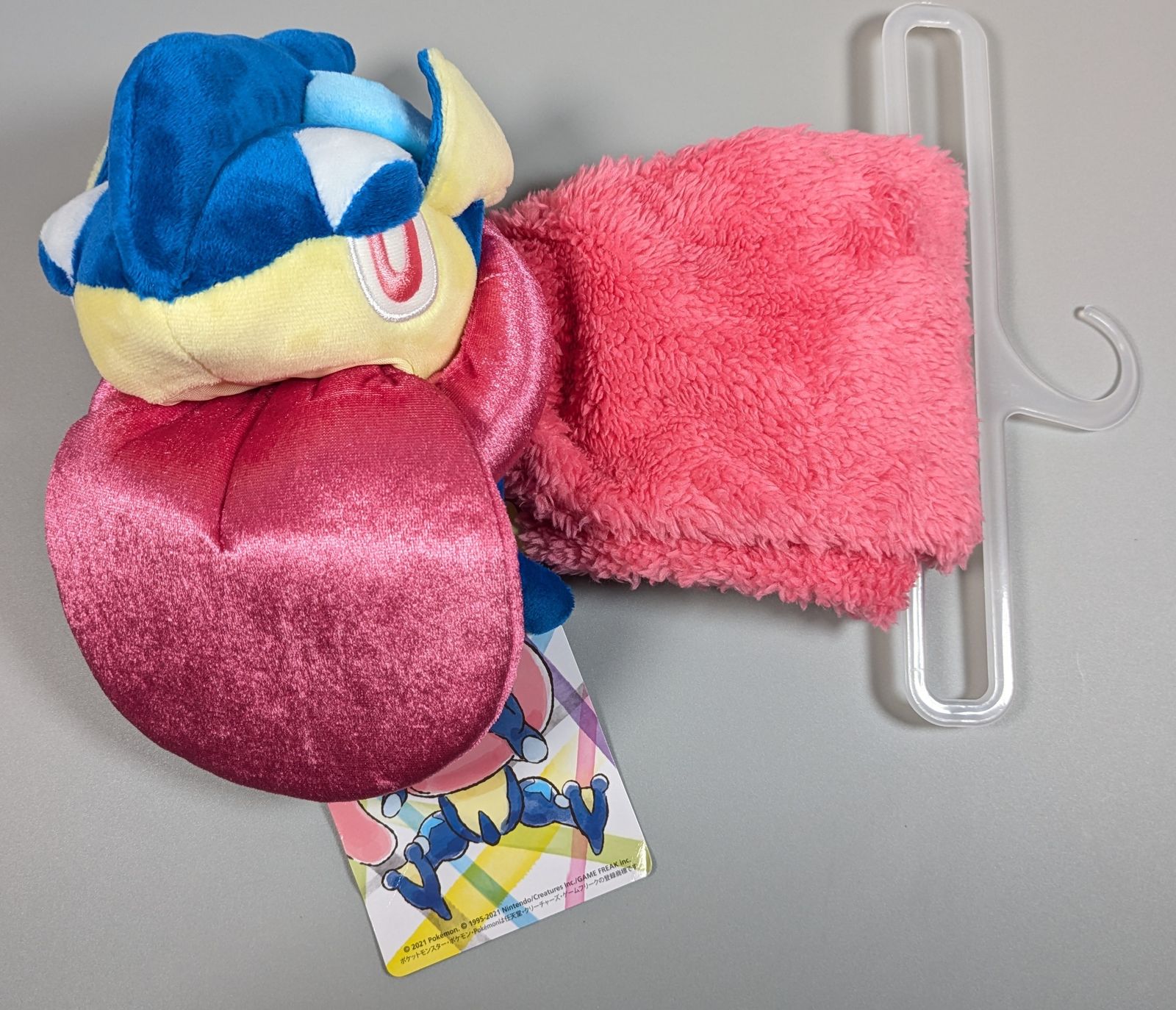 ポケモン マスコット付きマフラー BEROBE～! ゲッコウガ - メルカリ