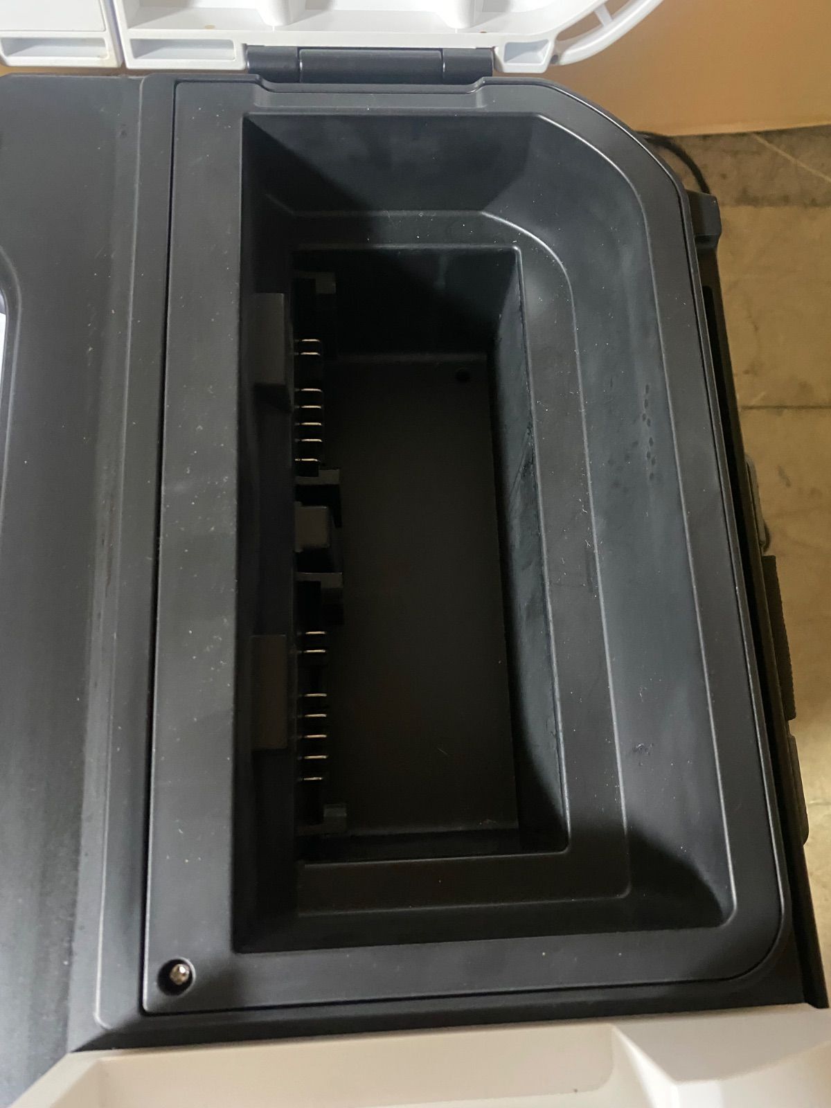 HiKOKI コードレス冷温庫