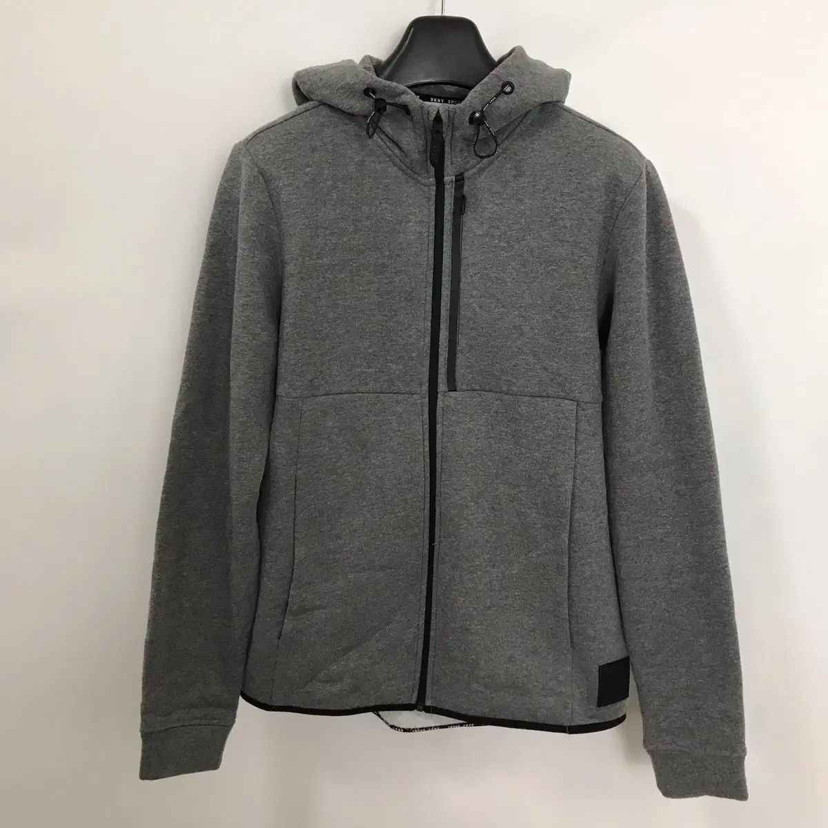 【雷市場（ポンジャン）商品韓国直送】 DKNY スポーツライン 裏起毛 フード付き ジップアップパーカー 95