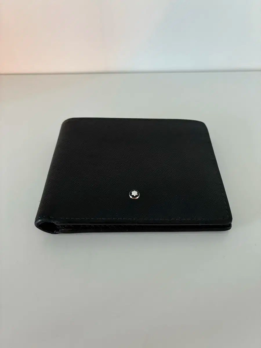 Montblanc(モンブラン) サルトリアル 6cc 二つ折り財布 - メルカリ