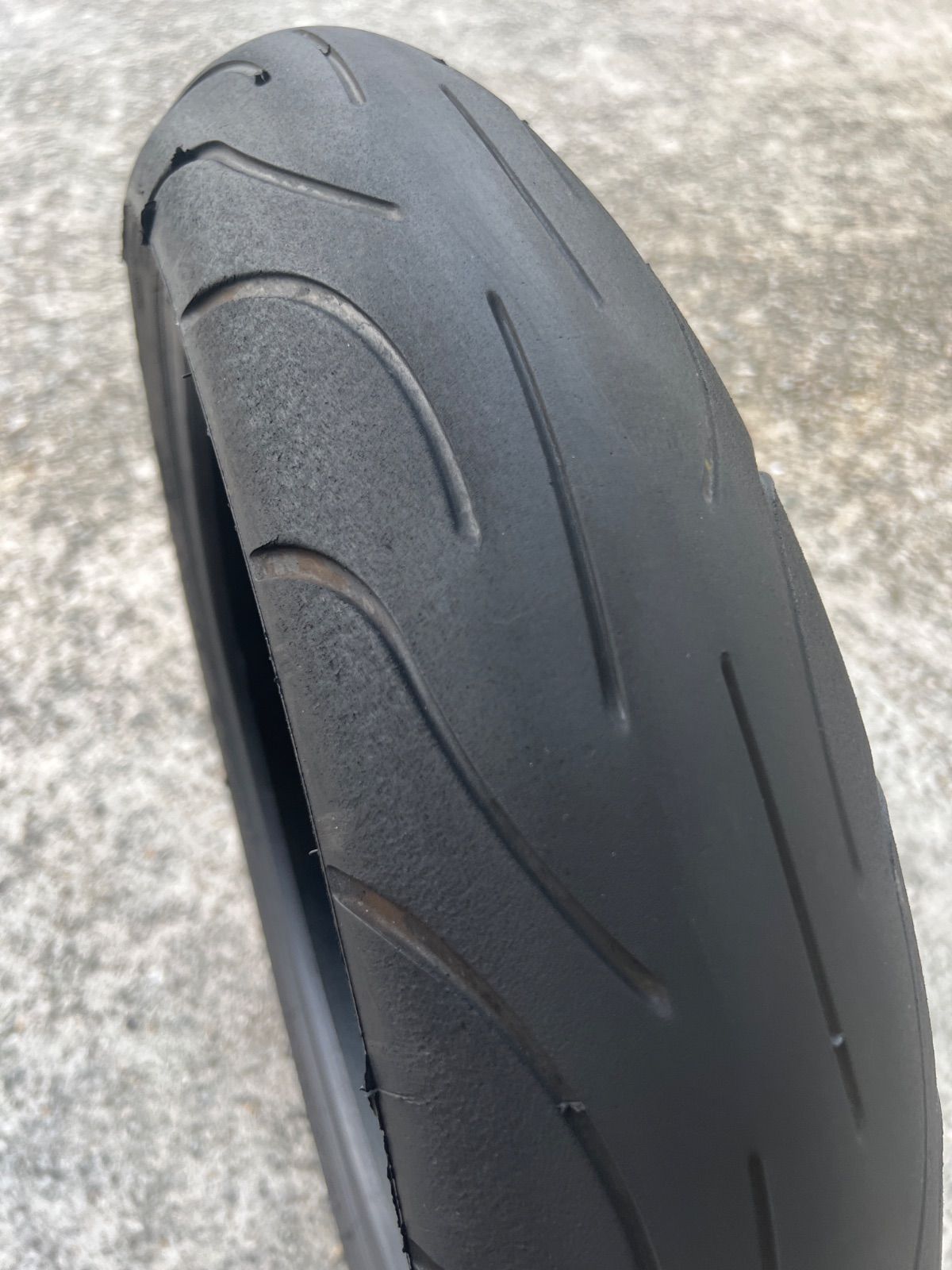 ミシュラン POWER Cup 2 120/70-17 中古 オートバイ用タイヤ フロント