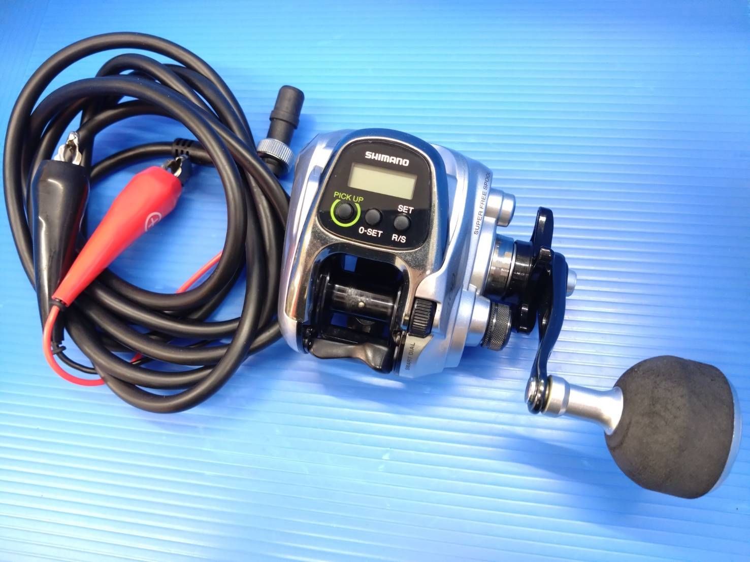 日本製 シマノ 13フォースマスター 400 電動リール 右巻き 注文 駆動