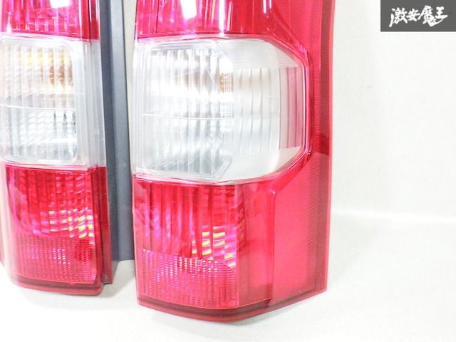 トヨタ 純正 NHP160V NCP160V 160 プロボックス テールライト